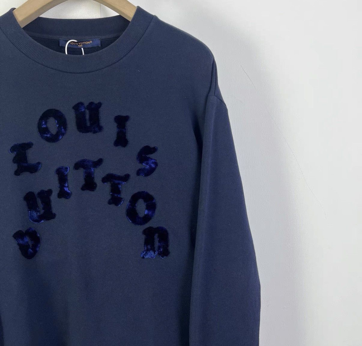 Louis Vuitton Blue Long Sleeve Sweatshirt with Text Print Size US L / EU 52-54 / 3 - 4 Thumbnail