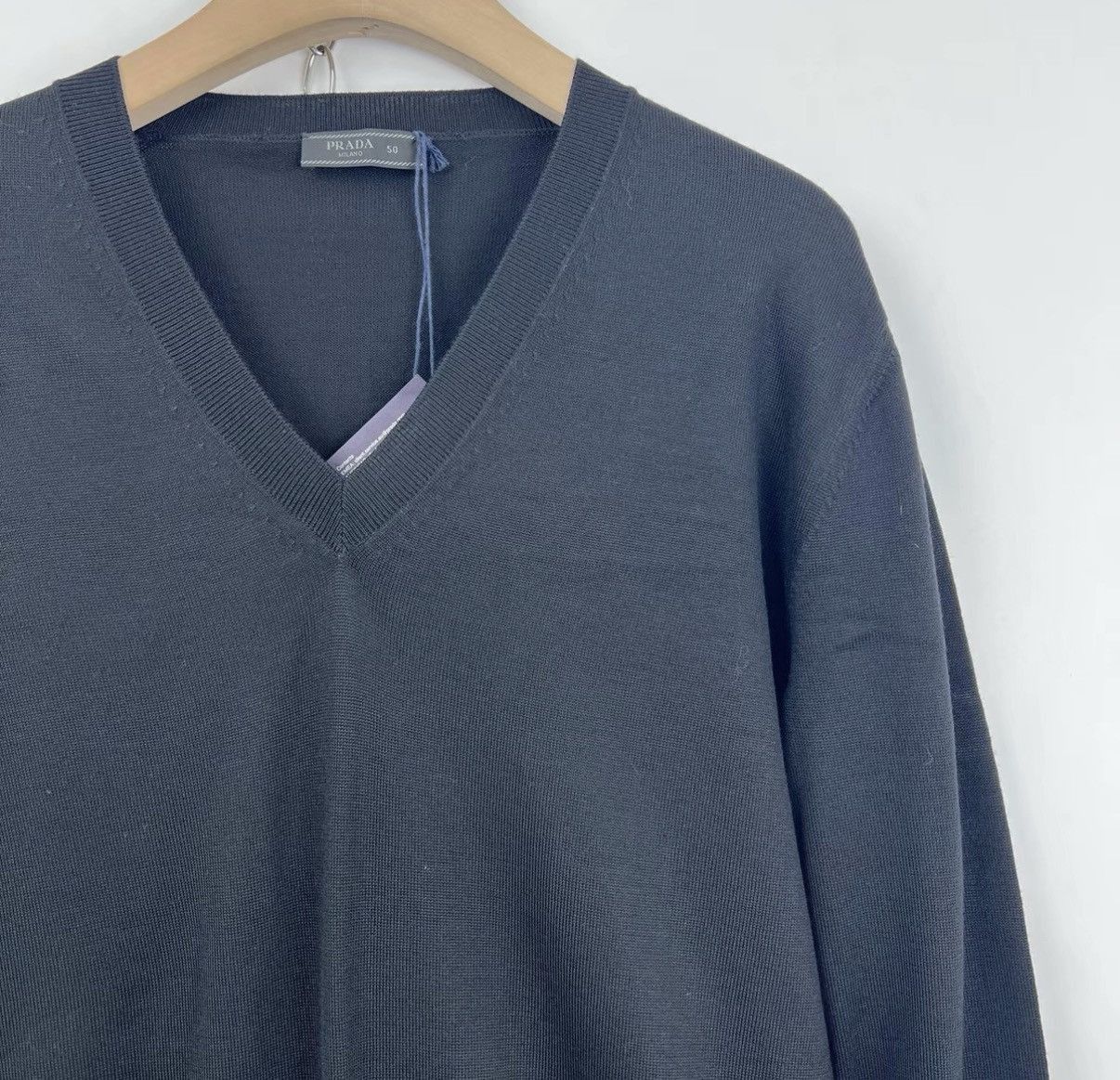 Prada Black V-Neck Long Sleeve Sweater Size US M / EU 48-50 / 2 - 4 Thumbnail