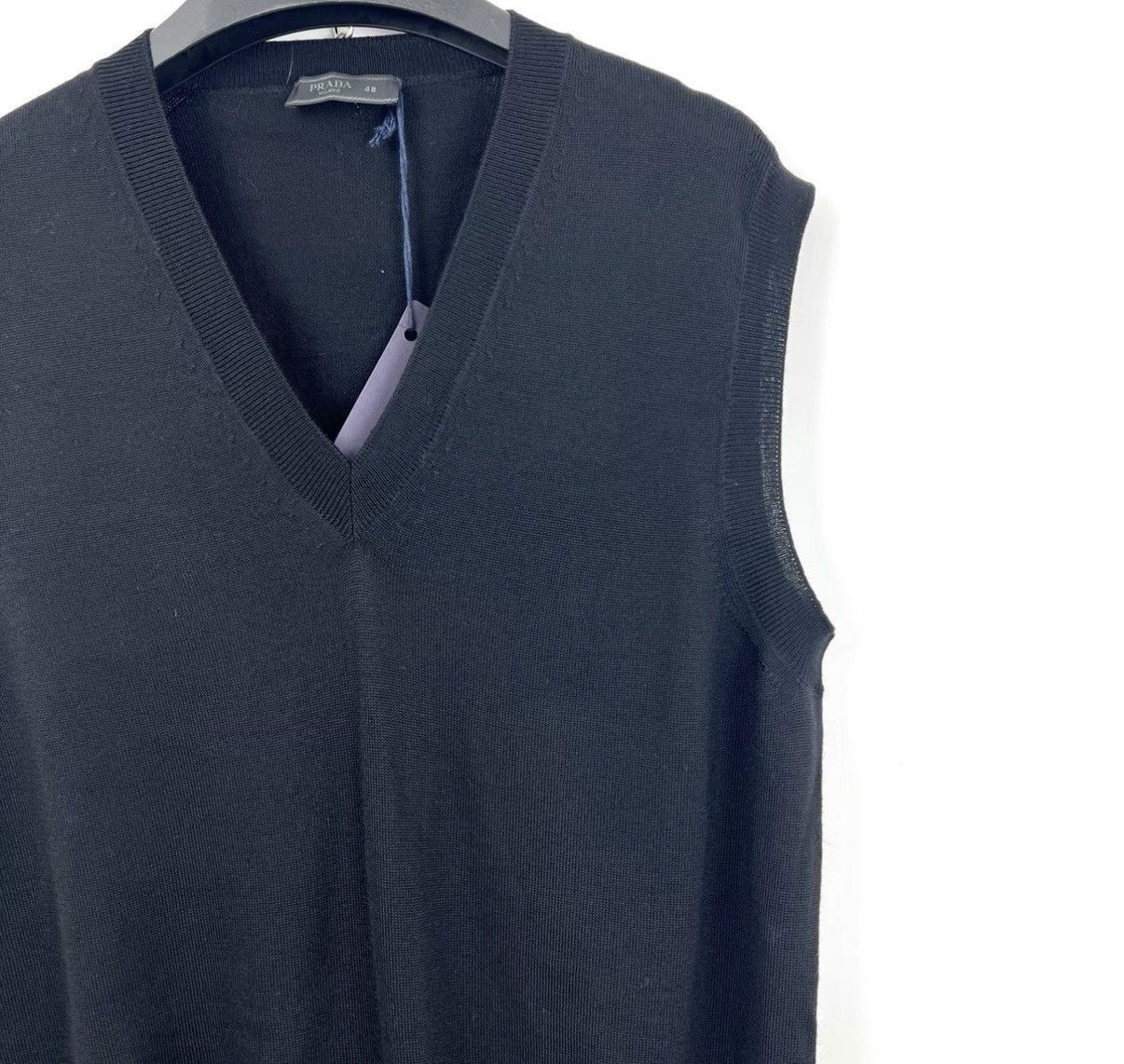 Prada Black V-Neck Sleeveless Knit Top Size US M / EU 48-50 / 2 - 4 Thumbnail