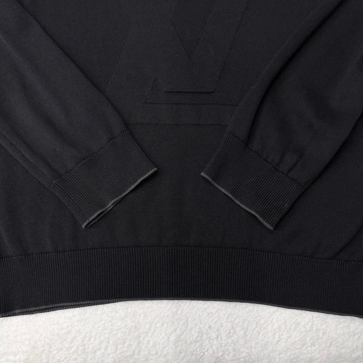Louis Vuitton Black Hoodie with Front Pocket Size US L / EU 52-54 / 3 - 2 Thumbnail