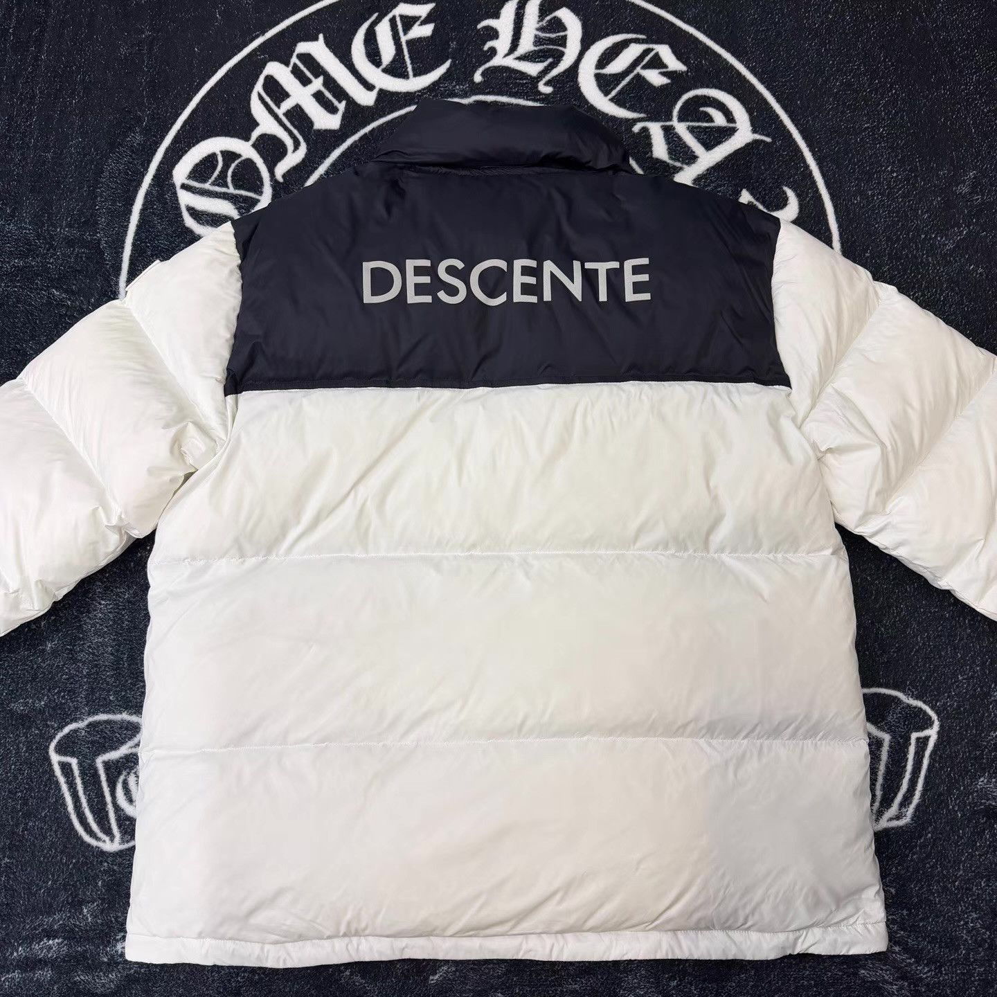Descente White Puffer Jacket with Patch Details - XXL Size US XXL / EU 58 / 5 - 3 Thumbnail