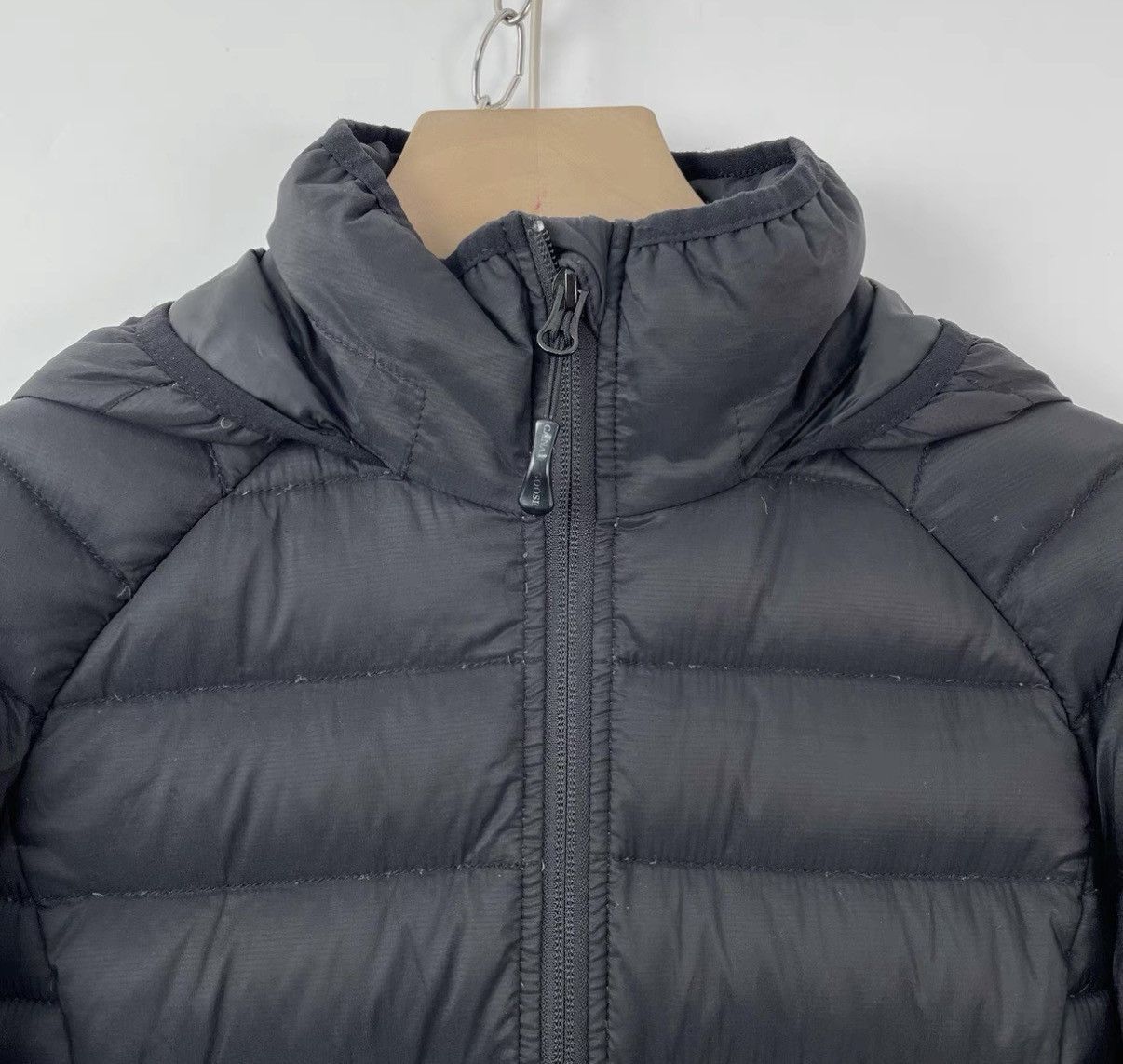 Canada Goose Black Puffer Jacket with Hood, Size S Size US S / EU 44-46 / 1 - 4 Thumbnail