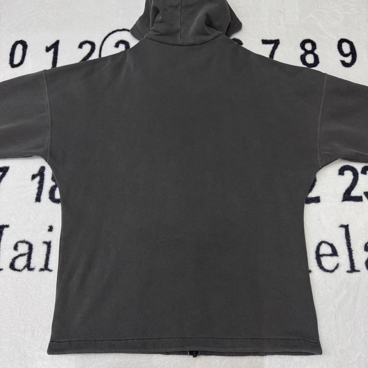 Balenciaga Gray Europa! Print Oversized Hoodie Size US S / EU 44-46 / 1 - 2 Thumbnail