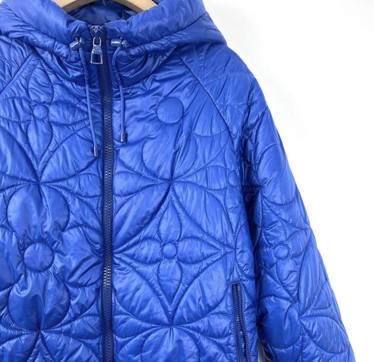 Louis Vuitton Blue Quilted Hooded Jacket - Size M Size US M / EU 48-50 / 2 - 3 Thumbnail