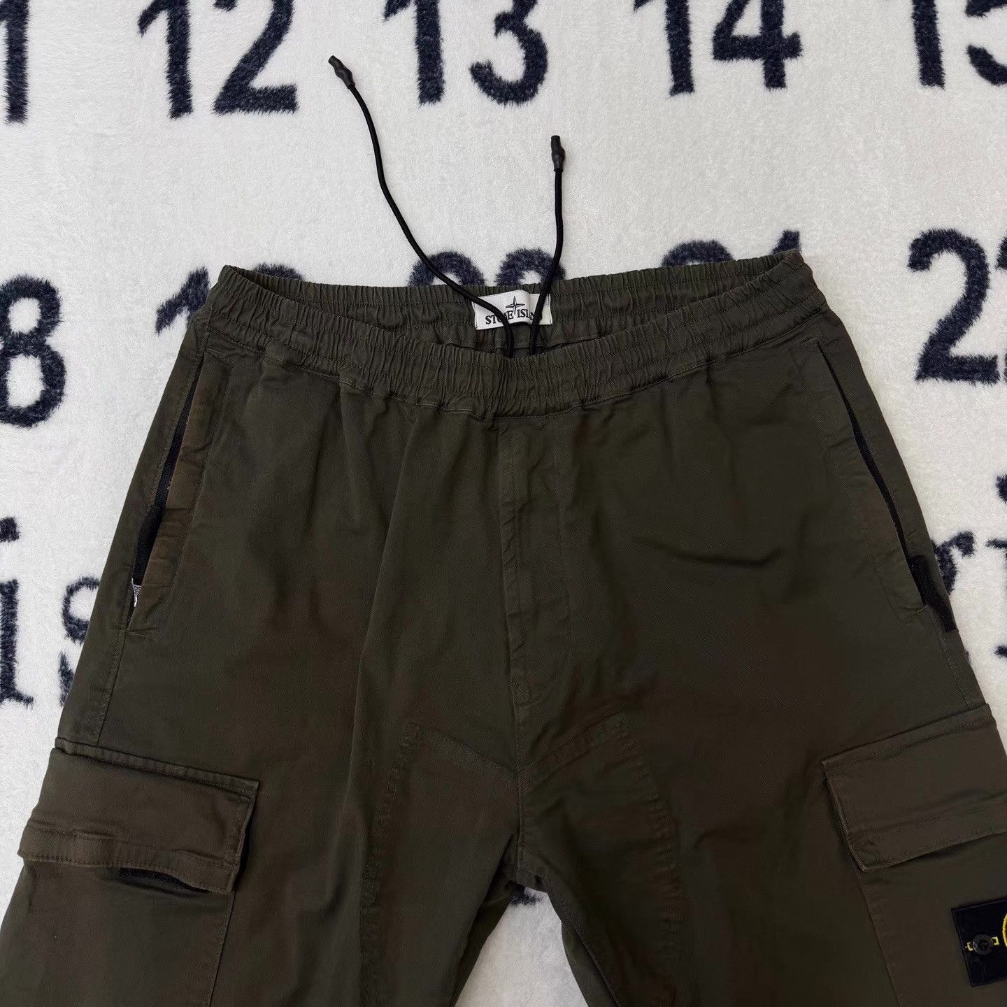 Stone Island Green Cargo Pants with Multiple Pockets Size 38 Size US 27 - 3 Thumbnail