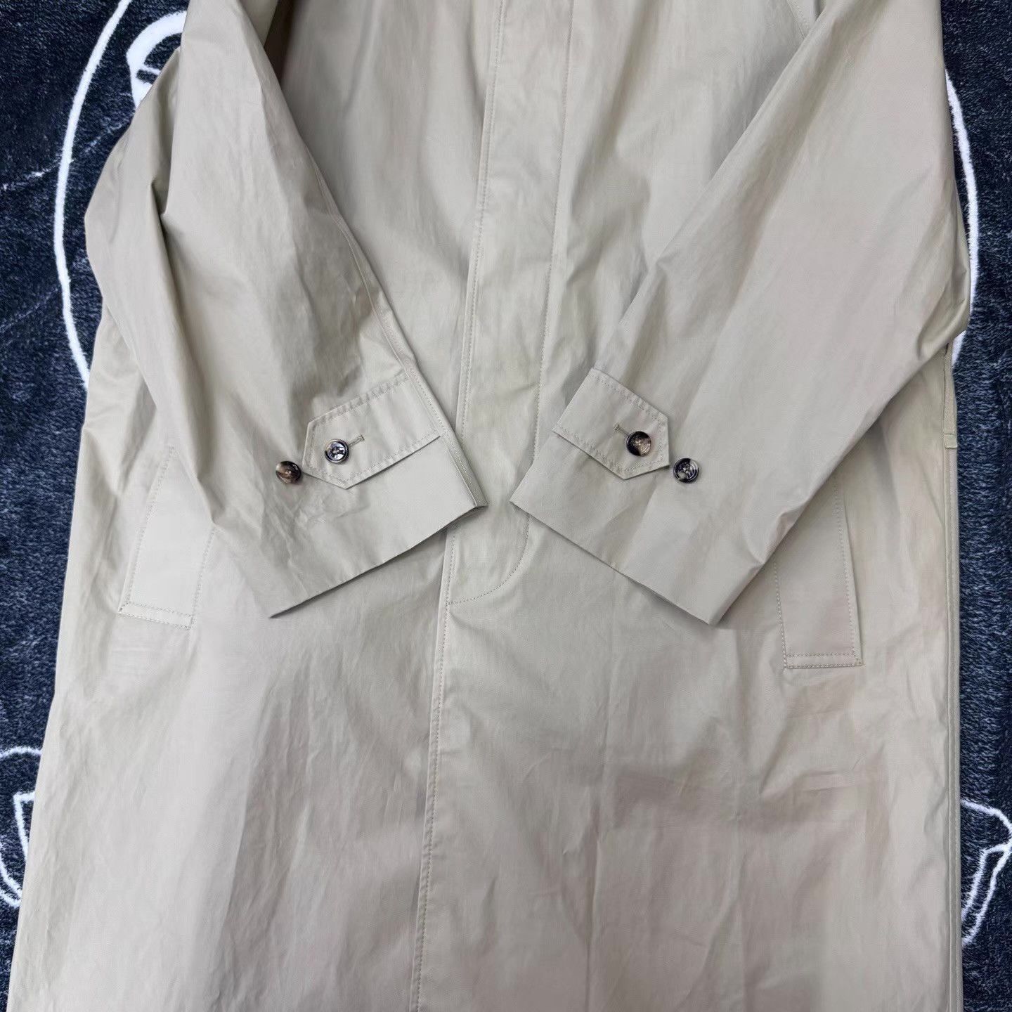 Burberry Beige Long Trench Coat - XL Size US XL / EU 56 / 4 - 2 Thumbnail