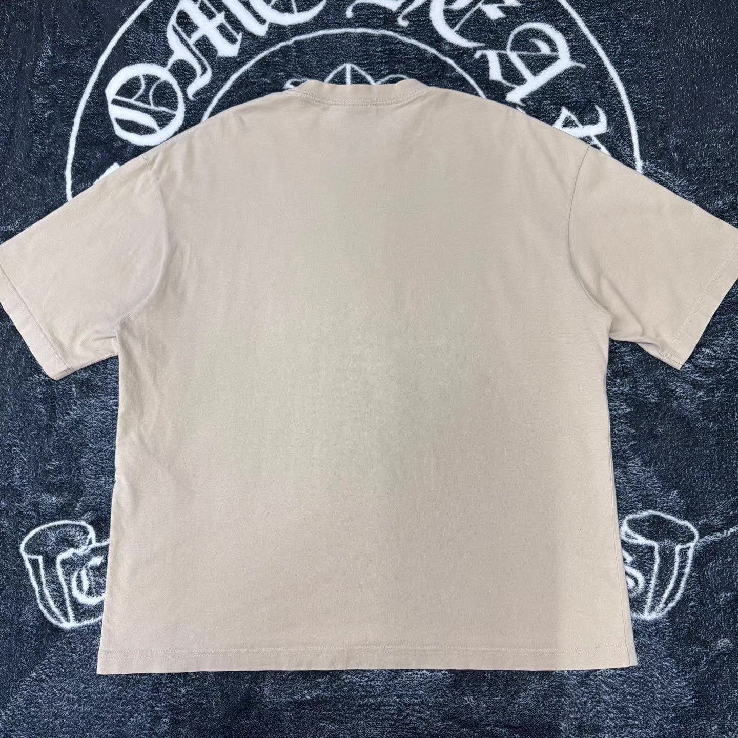 Balenciaga Beige Short Sleeve Graphic Tee Size US XL / EU 56 / 4 - 2 Thumbnail