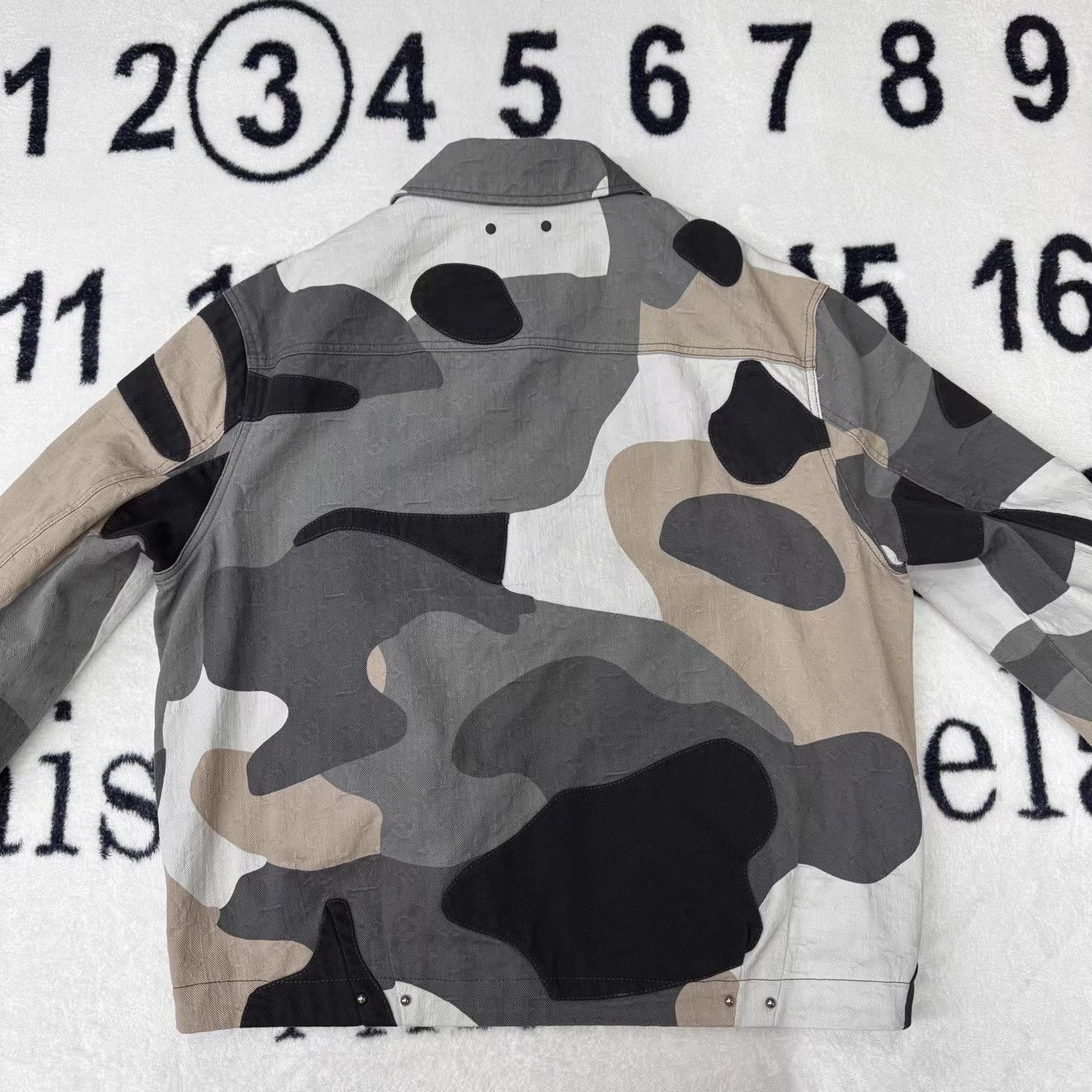 Louis Vuitton Multi-Color Graphic Print Zip-Up Jacket Size US L / EU 52-54 / 3 - 3 Thumbnail