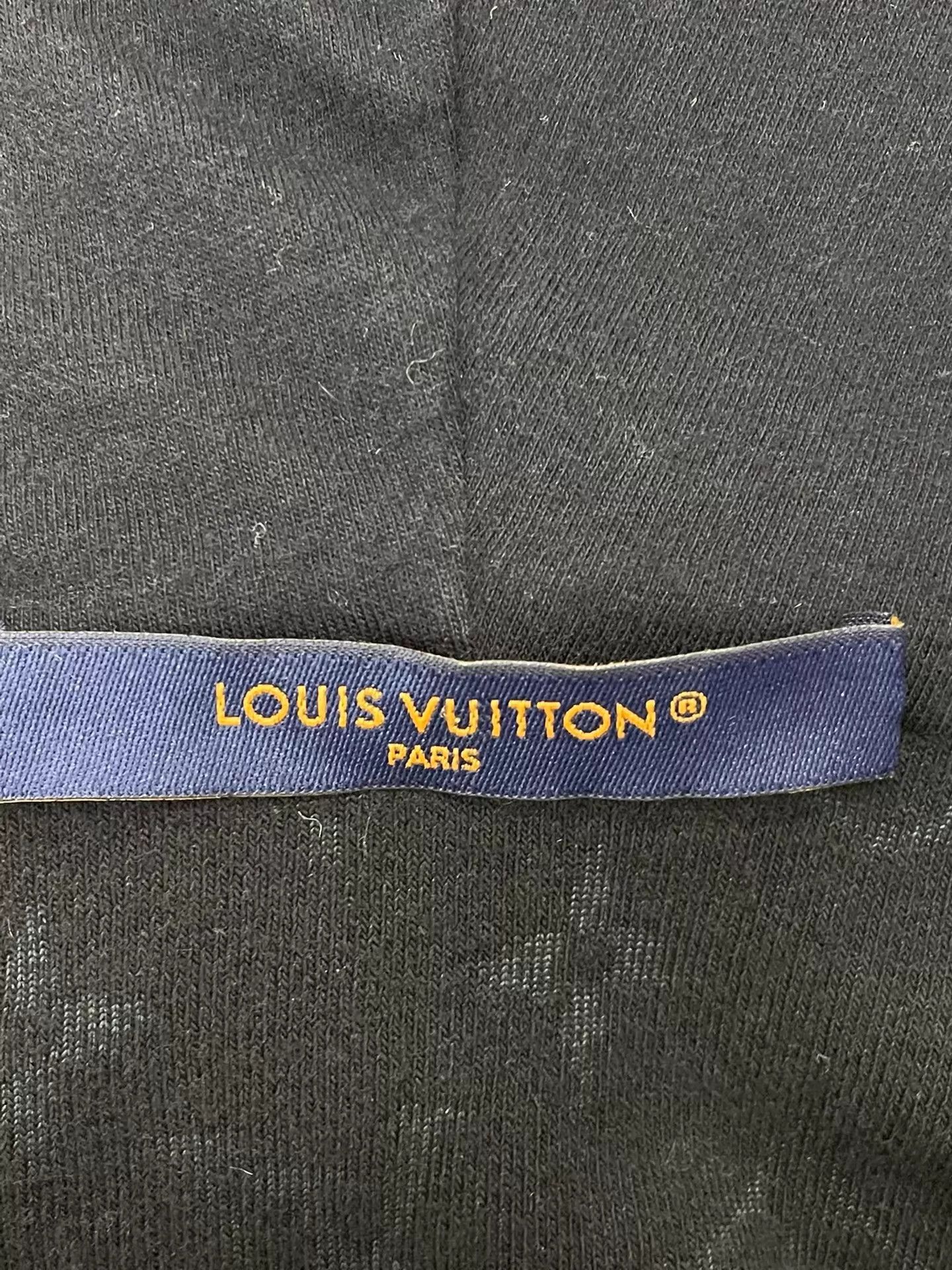 Louis Vuitton Black Zip-Up Hoodie with Textured Design Size US XS / EU 42 / 0 - 3 Thumbnail