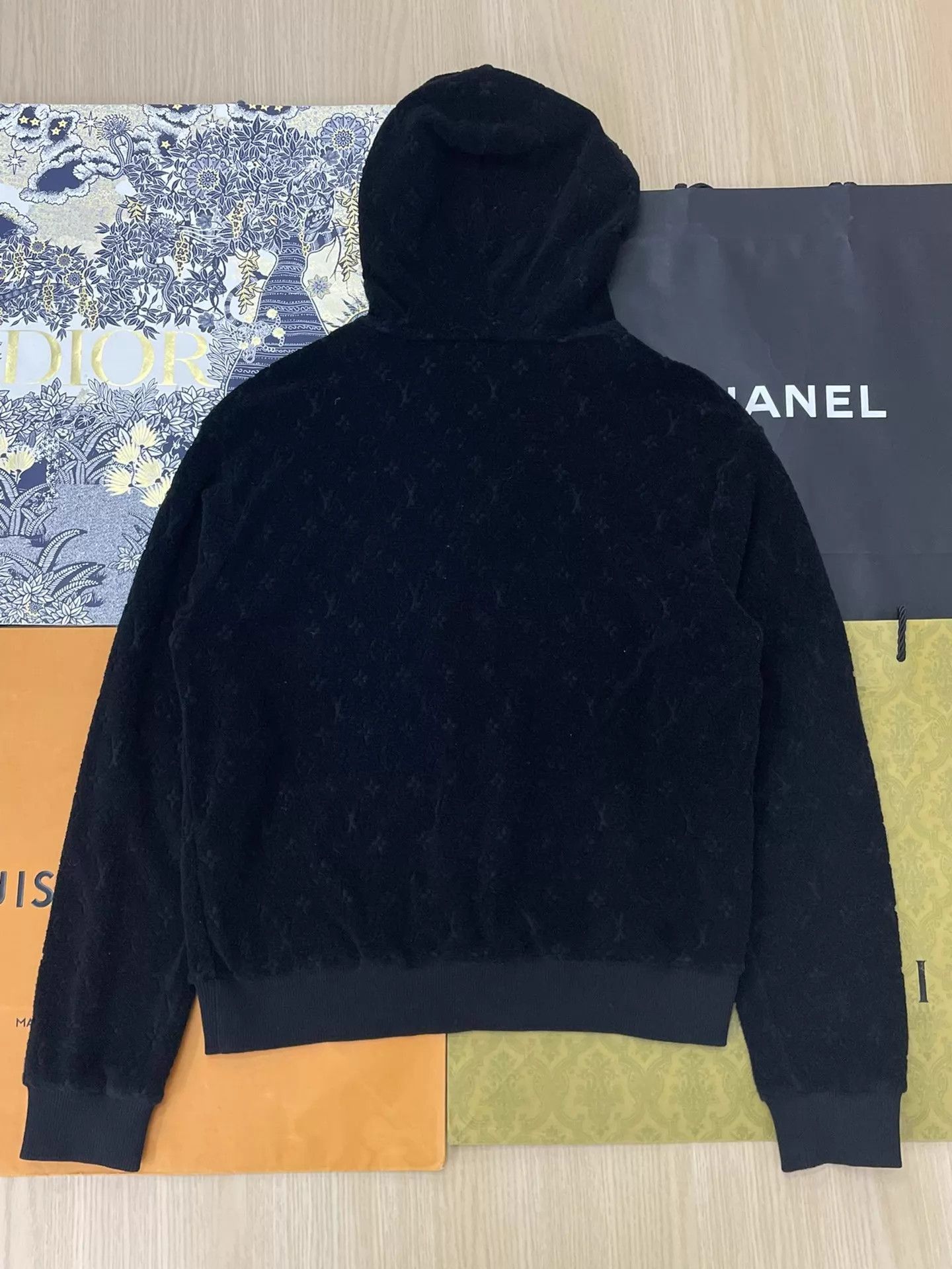Louis Vuitton Black Zip-Up Hoodie with Textured Design Size US XS / EU 42 / 0 - 2 Thumbnail