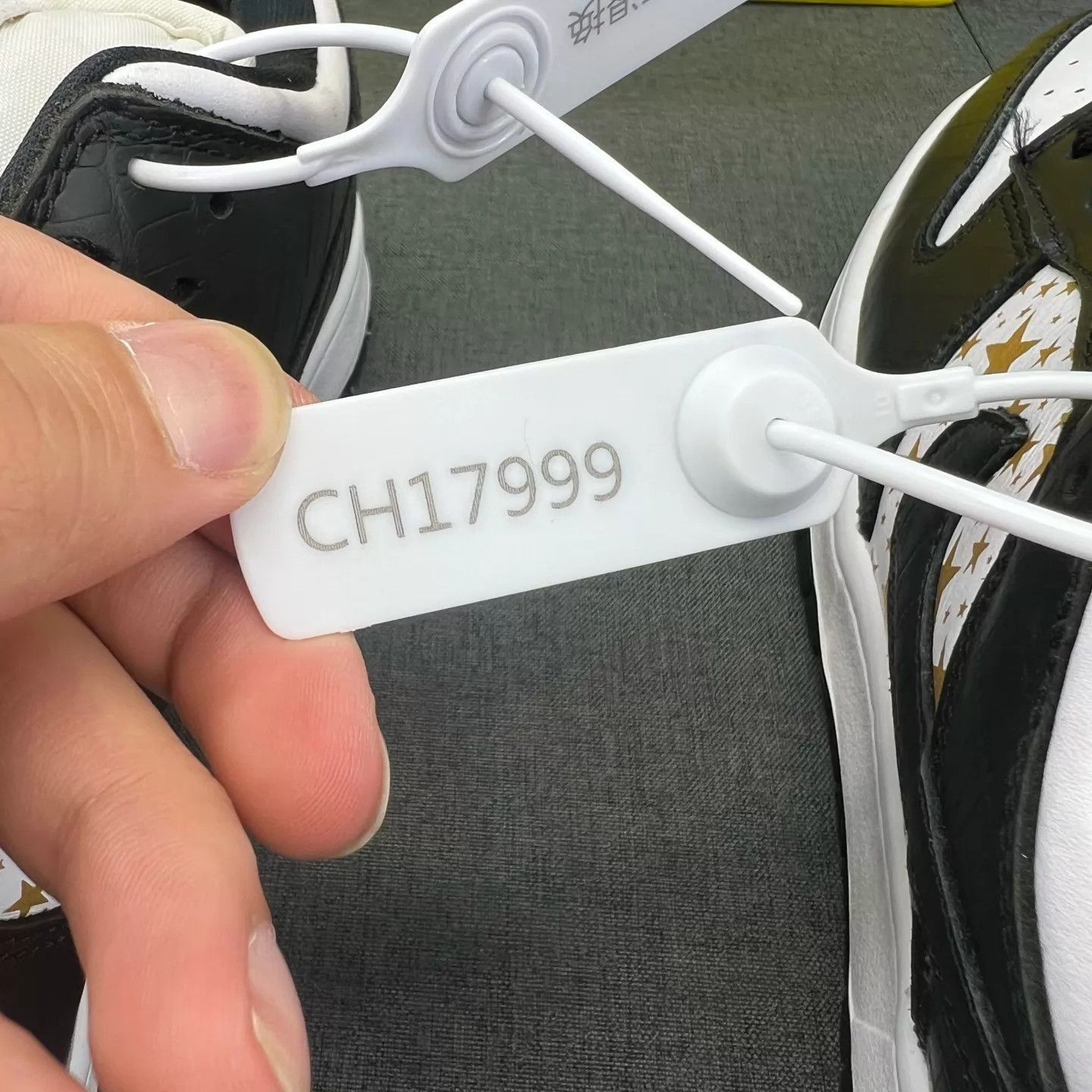 Supreme Multi-Color Low-Top Sneakers with Star Design Size US 11 / EU 44 - 9 Thumbnail