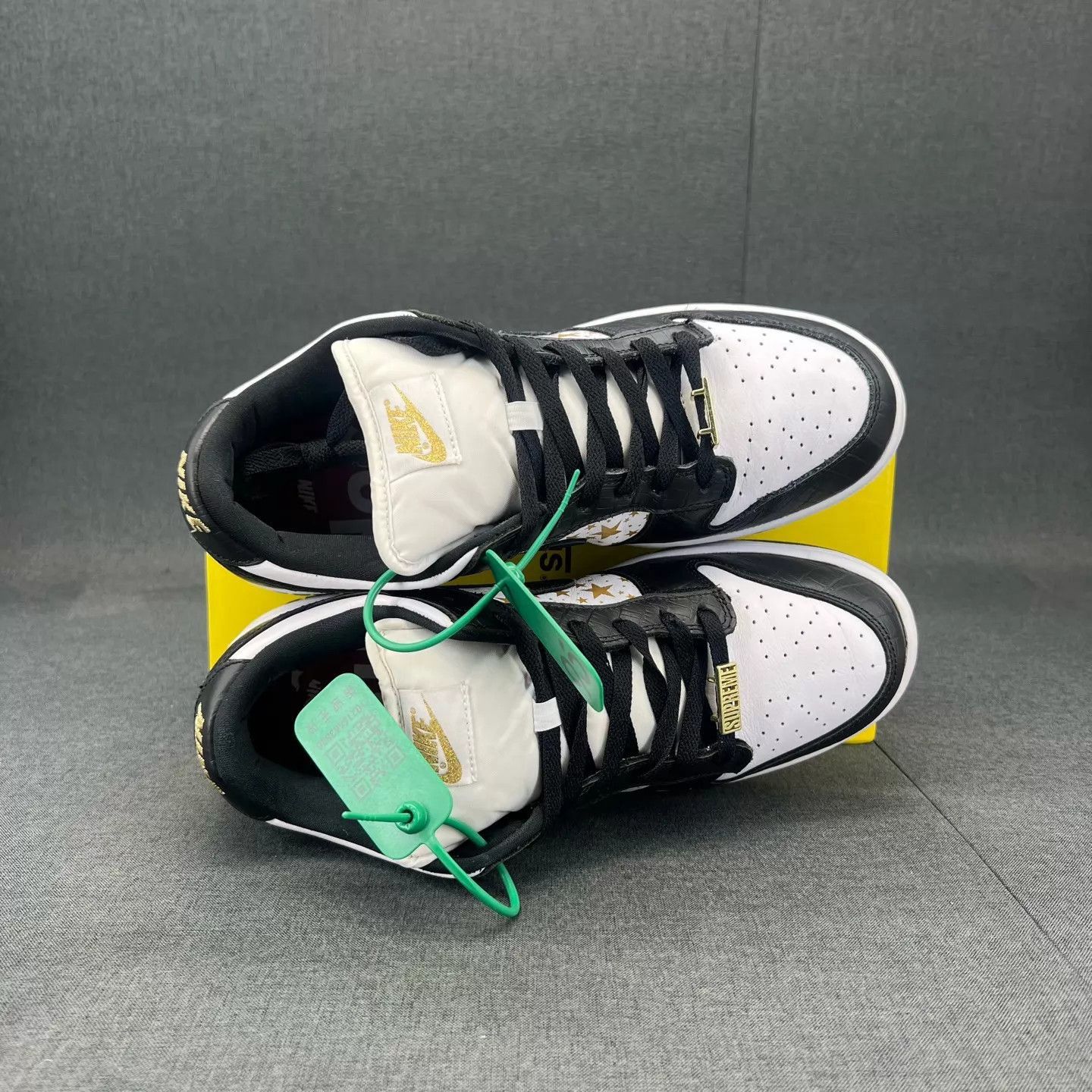 Supreme Multi-Color Low-Top Sneakers with Star Design Size US 11 / EU 44 - 6 Thumbnail