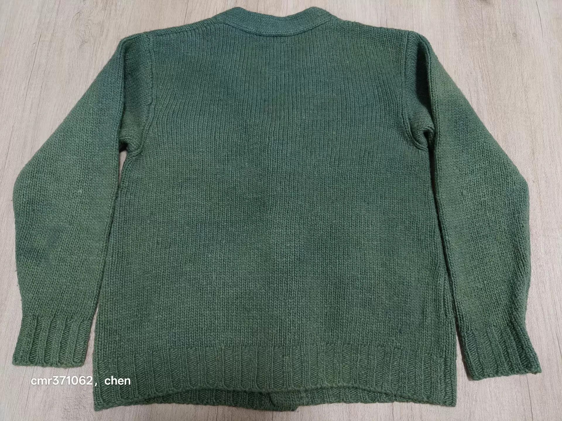 Visvim Green V-Neck Button-Up Cardigan Size S Size US S / EU 44-46 / 1 - 5 Thumbnail