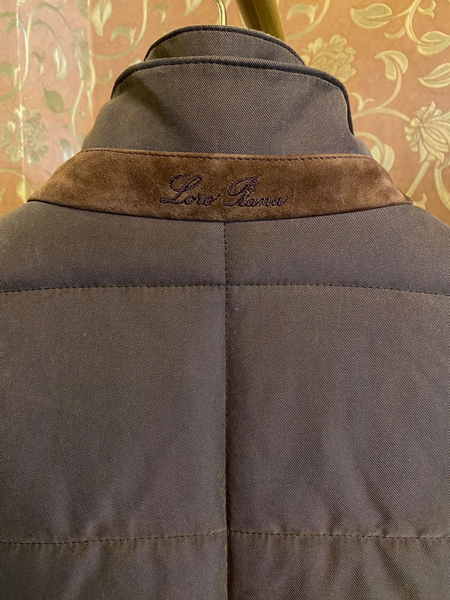 Loro Piana Brown Quilted Jacket with Contrast Collar Size US L / EU 52-54 / 3 - 5 Thumbnail