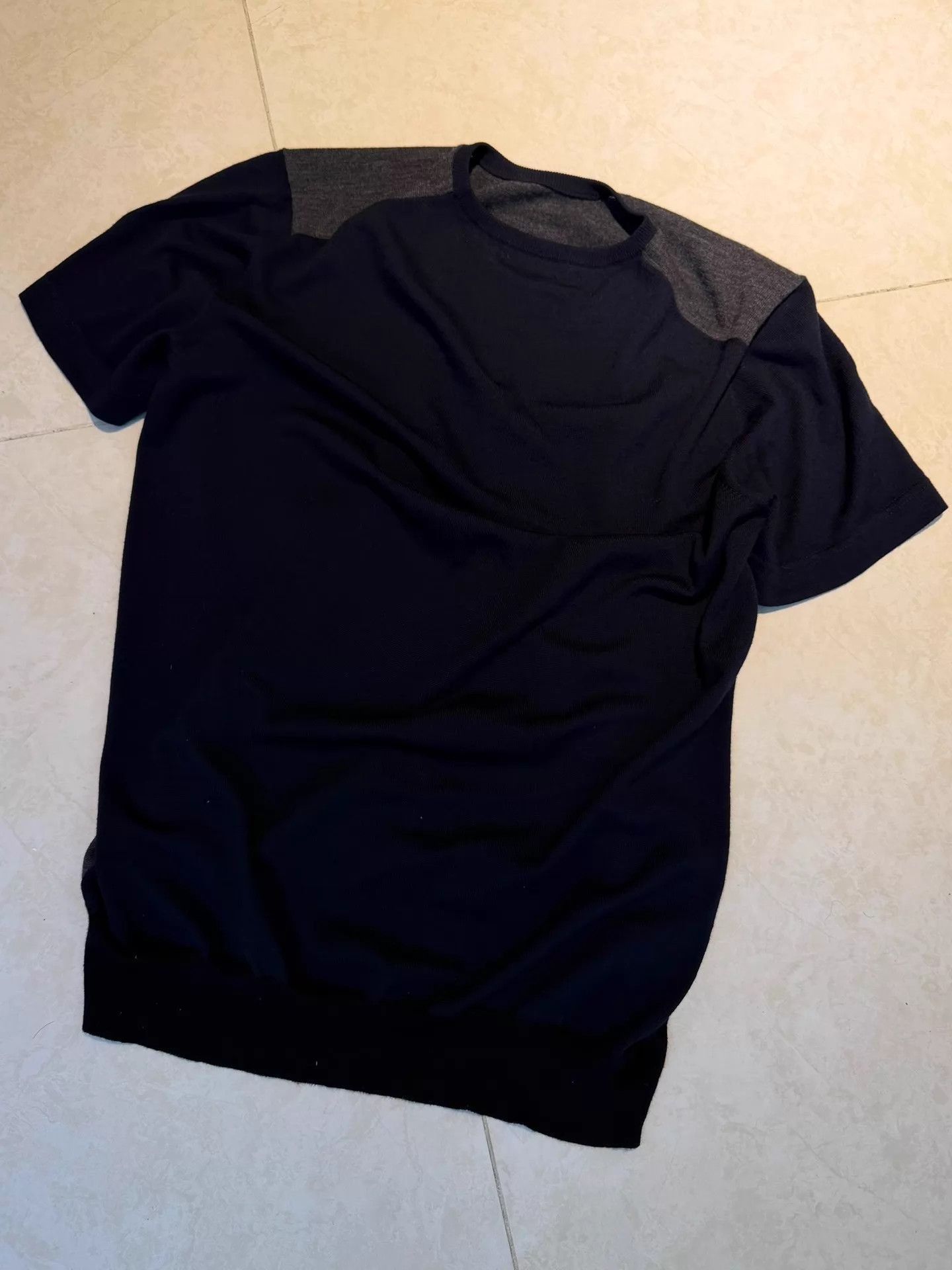 Prada Multi Color Short Sleeve Round Neck Shirt Size US XXS / EU 40 - 2 Thumbnail