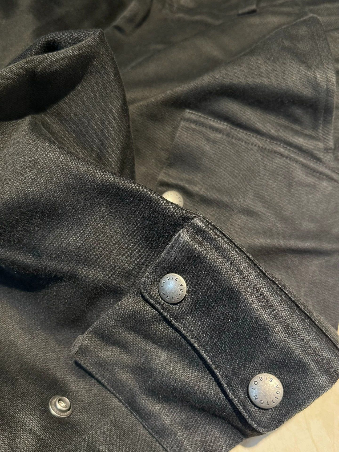 Louis Vuitton Black Cargo Pants with Multiple Pockets Size US 32 / EU 48 - 3 Thumbnail