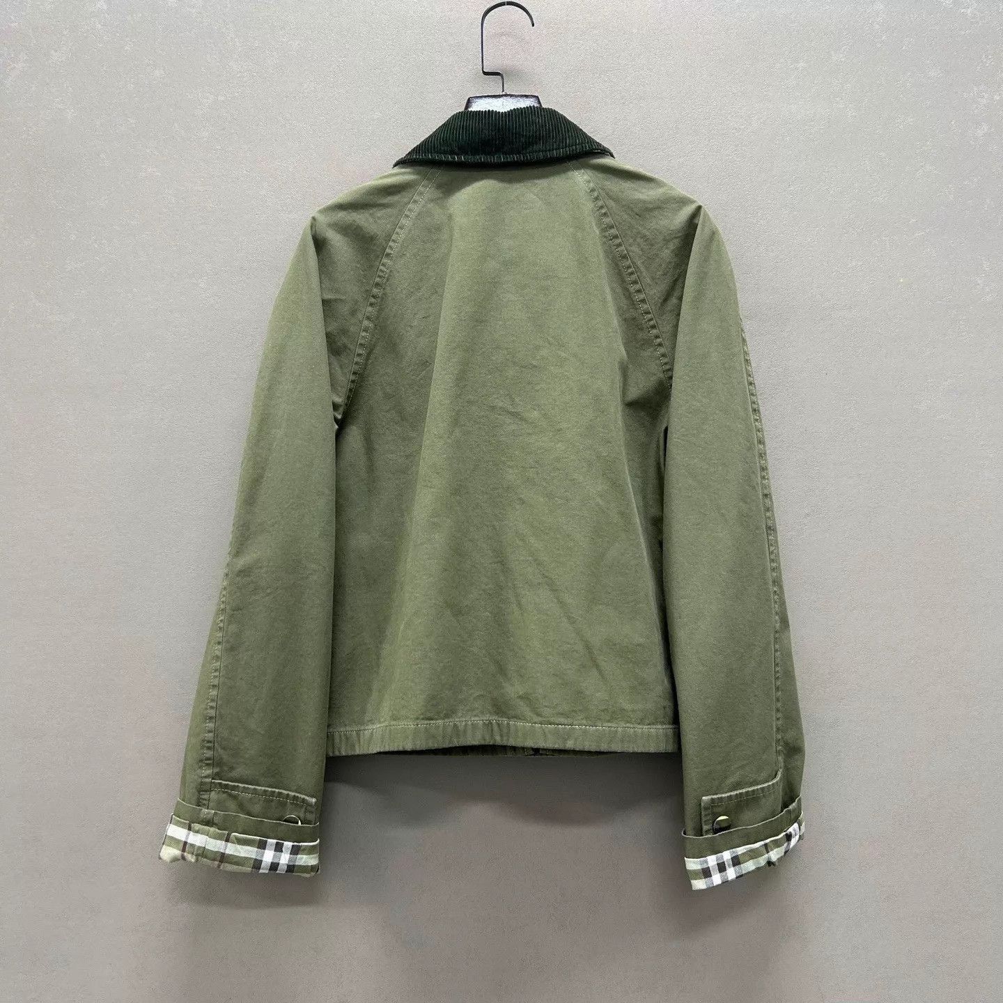Burberry Green Utility Jacket with Corduroy Collar Size US S / EU 44-46 / 1 - 2 Thumbnail