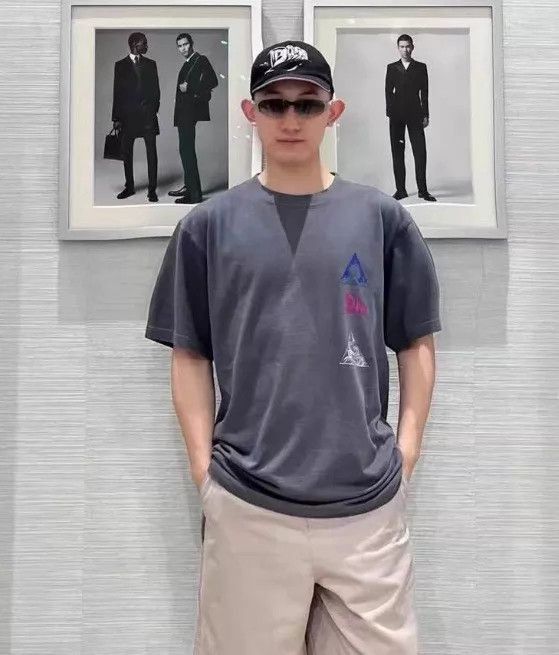 Dior Gray Short-Sleeve Graphic T-Shirt Size US L / EU 52-54 / 3 - 4 Thumbnail