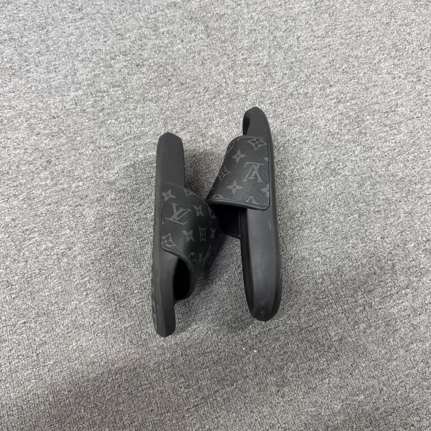 Louis Vuitton Black Slide Sandals Size 6 Size US 6 / EU 39 - 6 Thumbnail