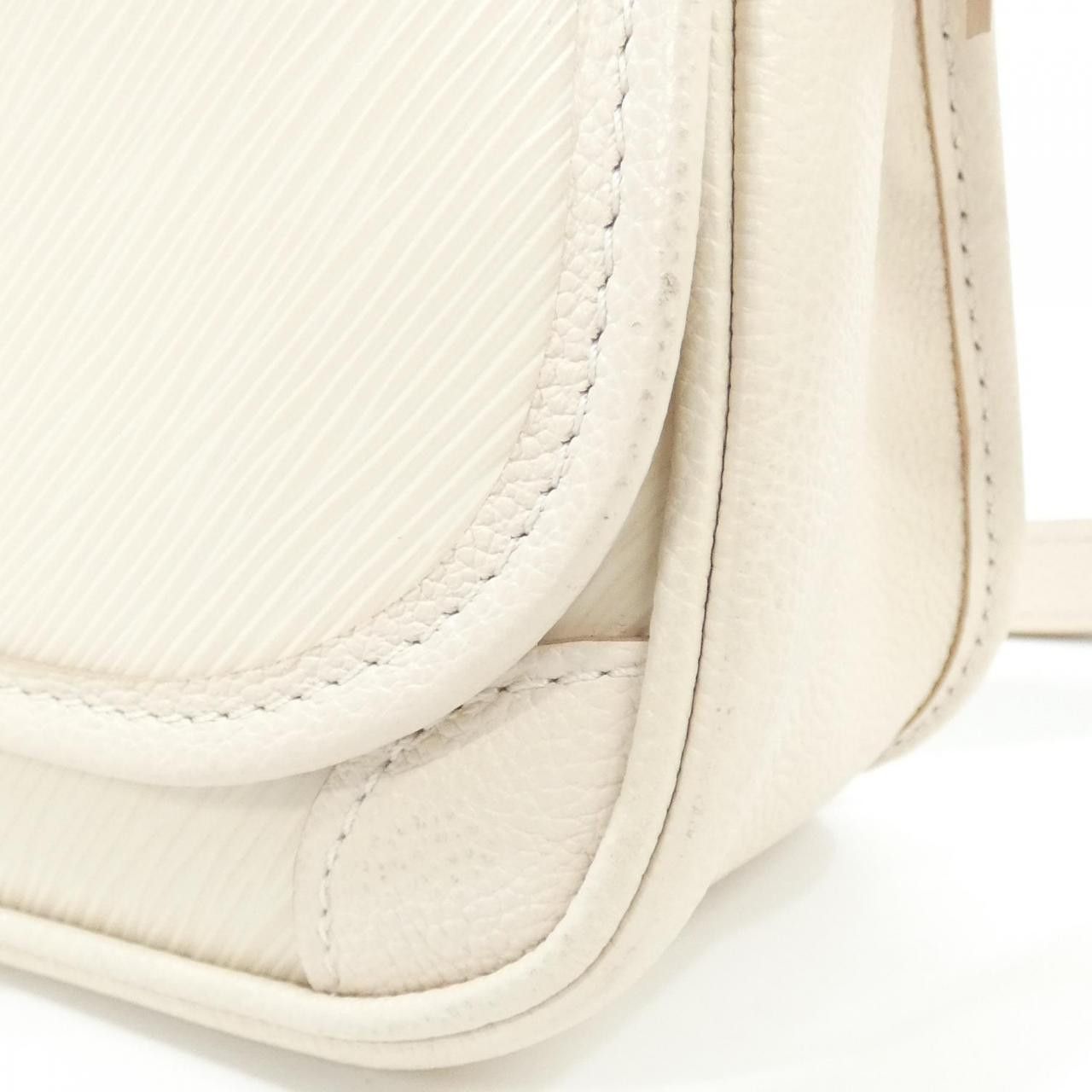 Louis Vuitton Louis Vuitton Louis Vuitton Epi Shoulder Bag Leather Shoulder Bag M59457 DUTY FREE for USA Size ONE SIZE - 5 Thumbnail