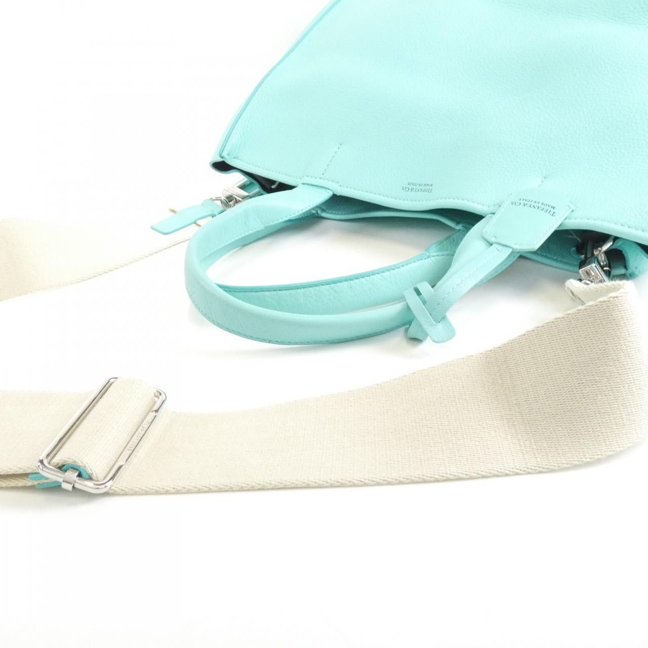 Tiffany & Co. Tiffany & Co. Tiffany & Co. Calf Tote Bag Leather Tote Bag DUTY FREE for USA Size ONE SIZE - 6 Thumbnail