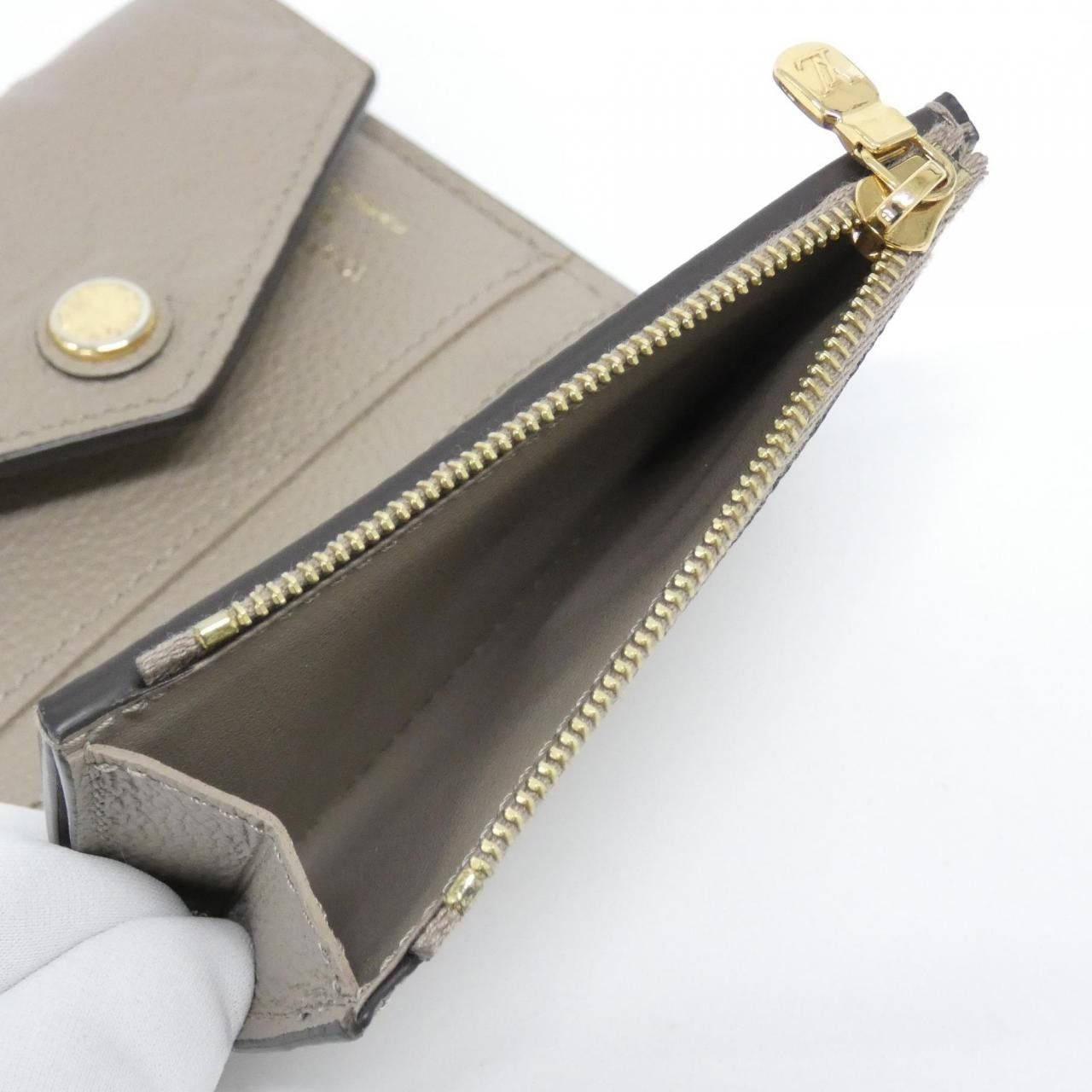 Louis Vuitton Louis Vuitton Louis Vuitton Monogram Empreinte Wallet Leather Short Wallet M69800 DUTY FREE for USA Size ONE SIZE - 8 Thumbnail
