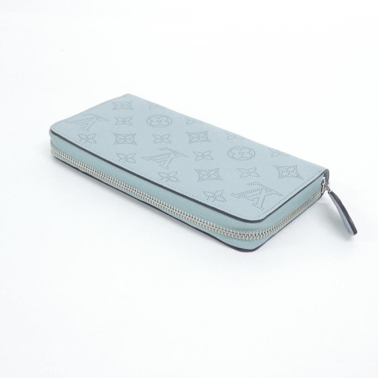 Louis Vuitton Louis Vuitton Louis Vuitton Mahina Calf Long Wallet Leather Long Wallet M69032 DUTY FREE for USA Size ONE SIZE - 2 Thumbnail
