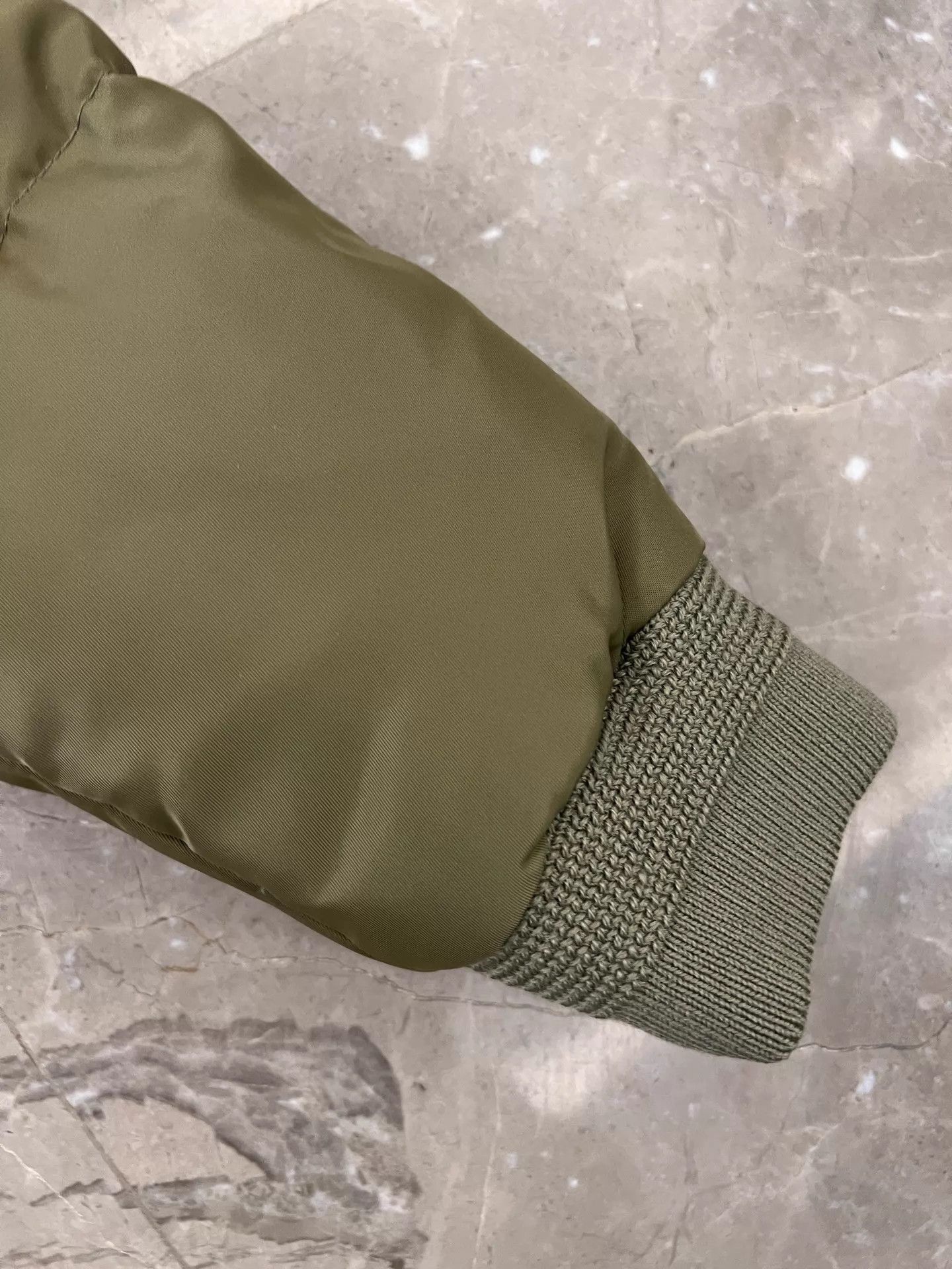 Saint Laurent Paris Green Puffer Jacket with High Collar - Size M Size US M / EU 48-50 / 2 - 3 Thumbnail