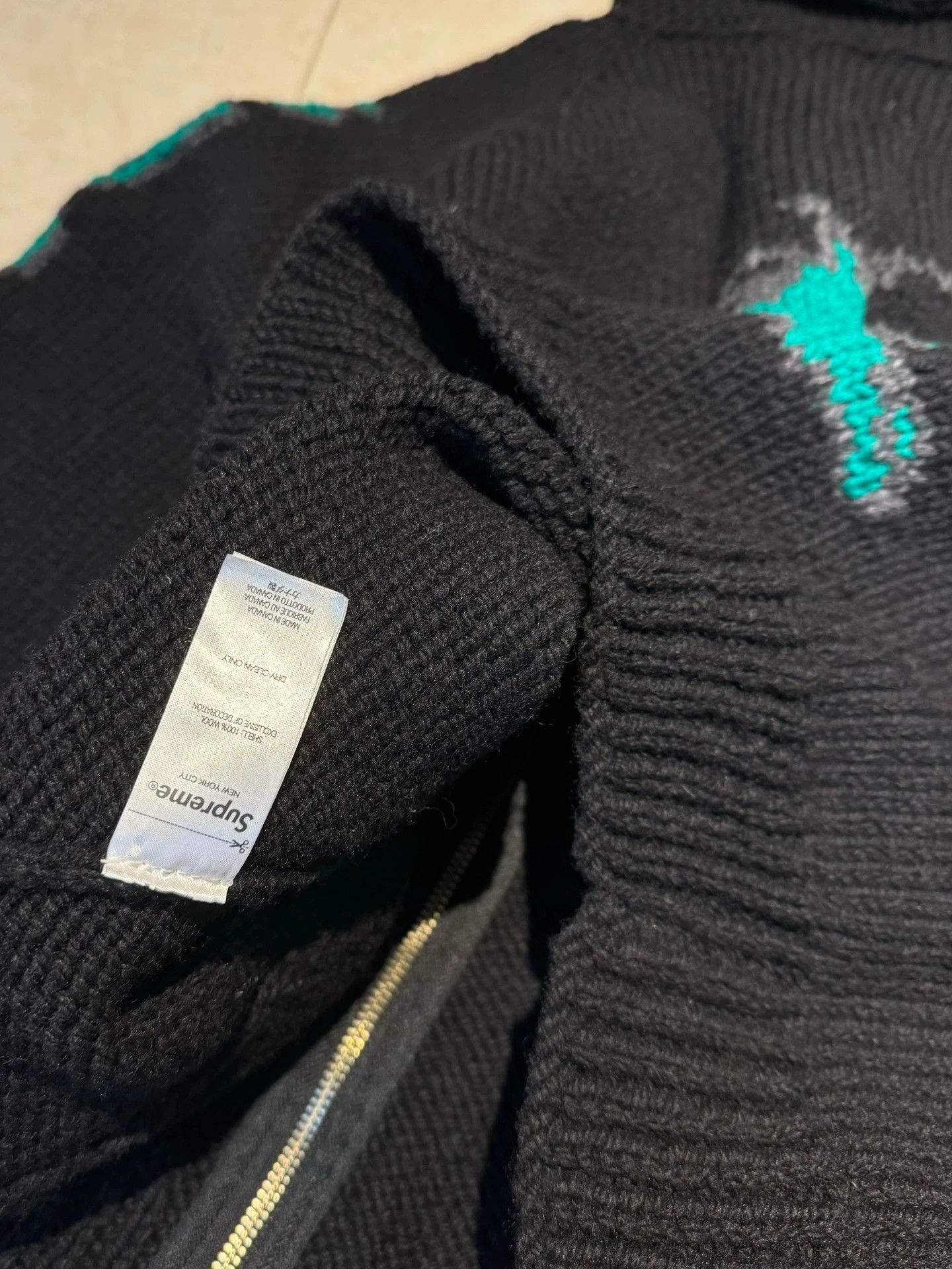 Supreme Black Knit Sweater with Green Monster Design - S Size US S / EU 44-46 / 1 - 5 Thumbnail
