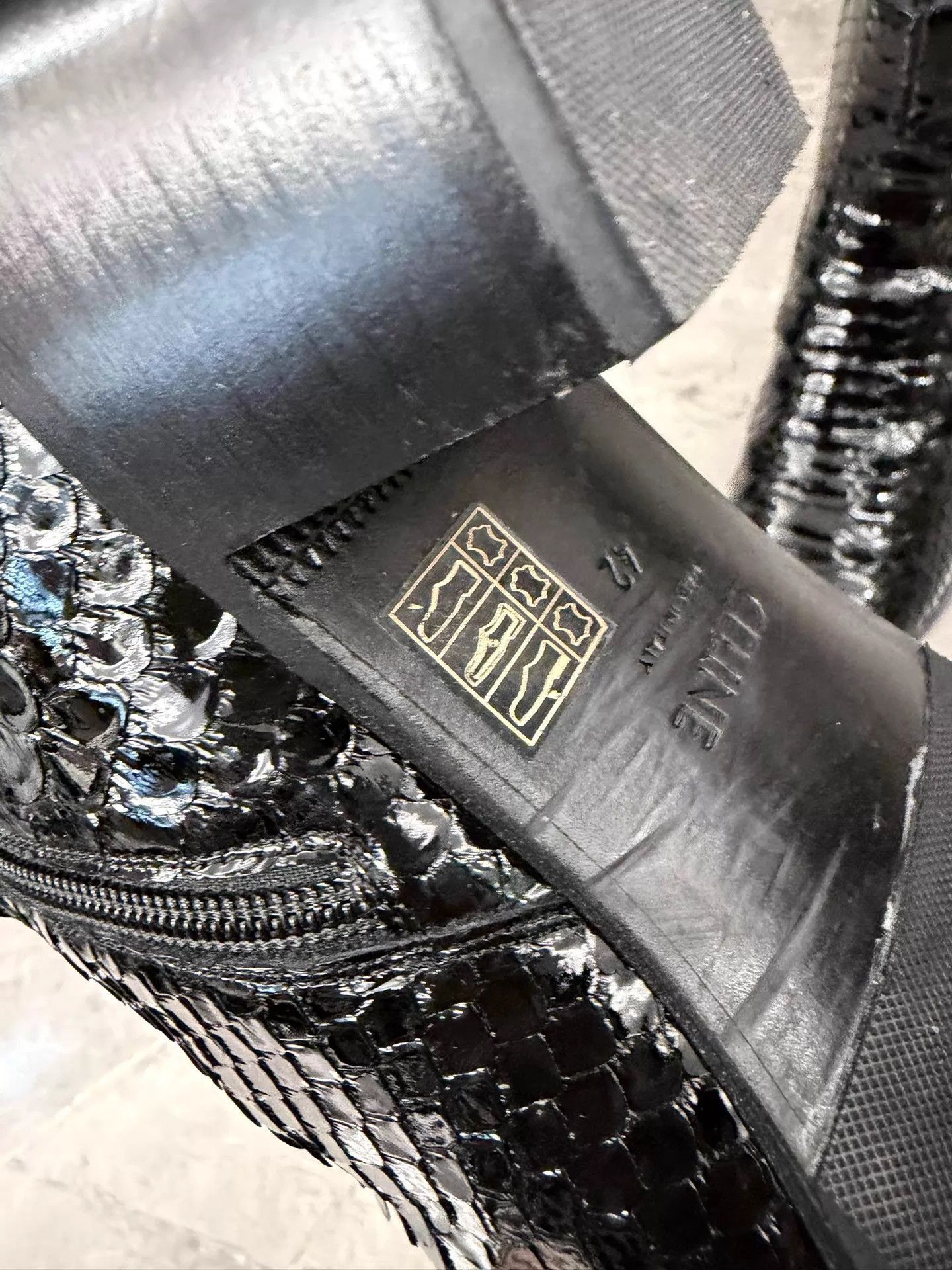 Celine Black Snakeskin Pattern Ankle Boots Size 9 Size US 9 / EU 42 - 9 Thumbnail