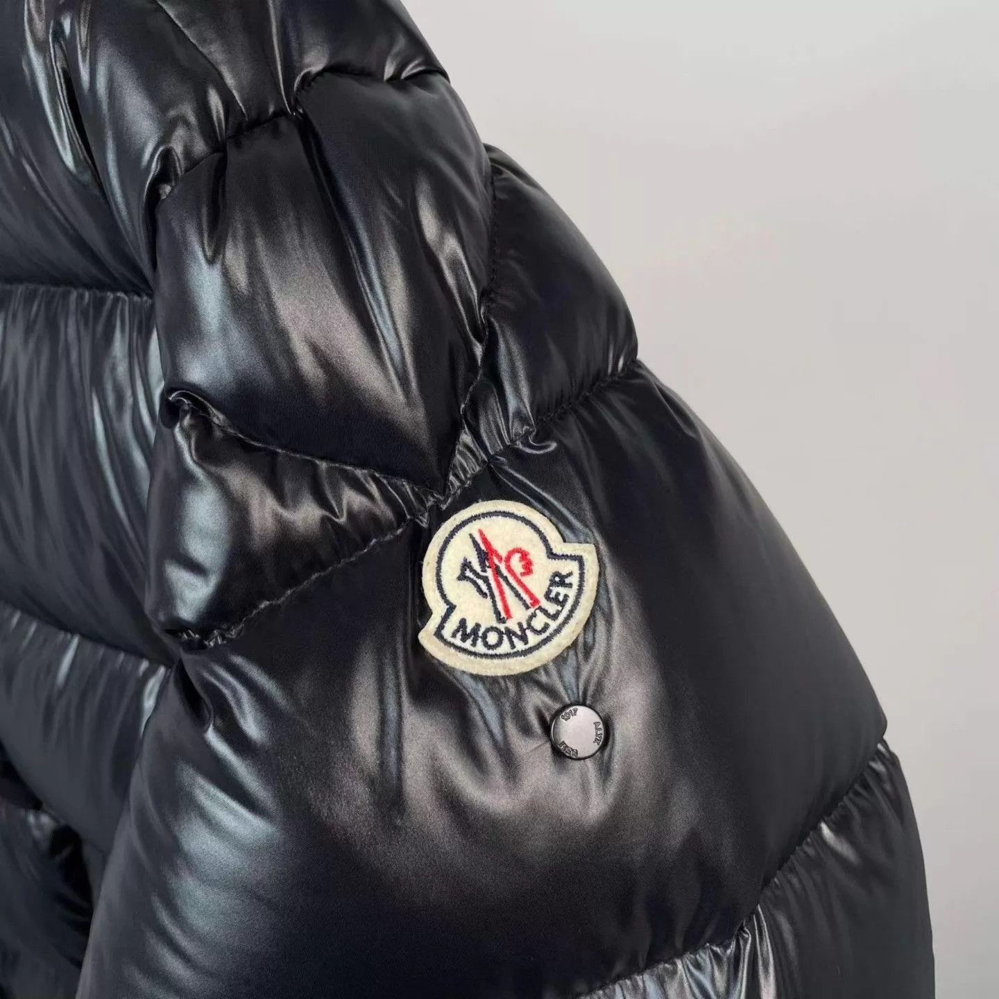 Moncler Black Puffer Jacket with High Collar - Size S Size US S / EU 44-46 / 1 - 4 Thumbnail