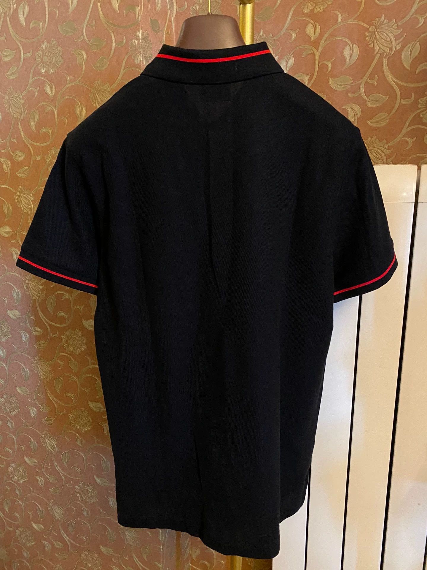 Burberry Black Polo Shirt with Red Trim - Size M Size US M / EU 48-50 / 2 - 4 Thumbnail