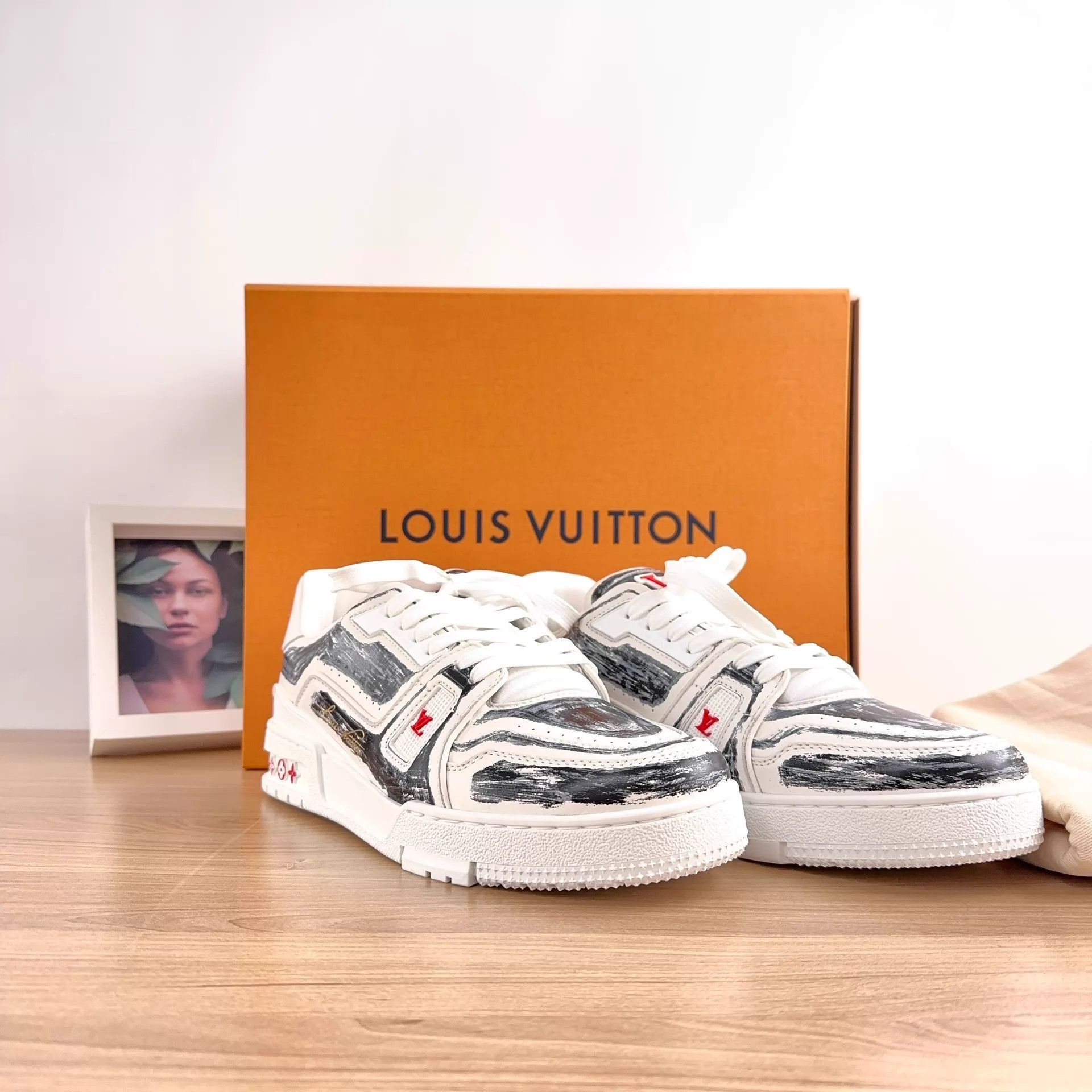 Louis Vuitton Multi-Color Low-Top Sneakers Size US 7.5 / EU 40-41 - 5 Thumbnail