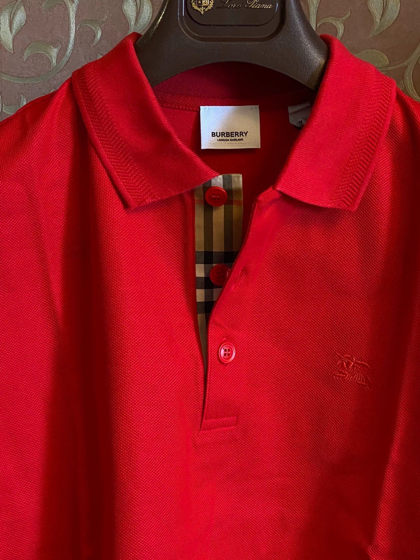 Burberry Red Short Sleeve Polo Shirt Size L Size US L / EU 52-54 / 3 - 2 Thumbnail