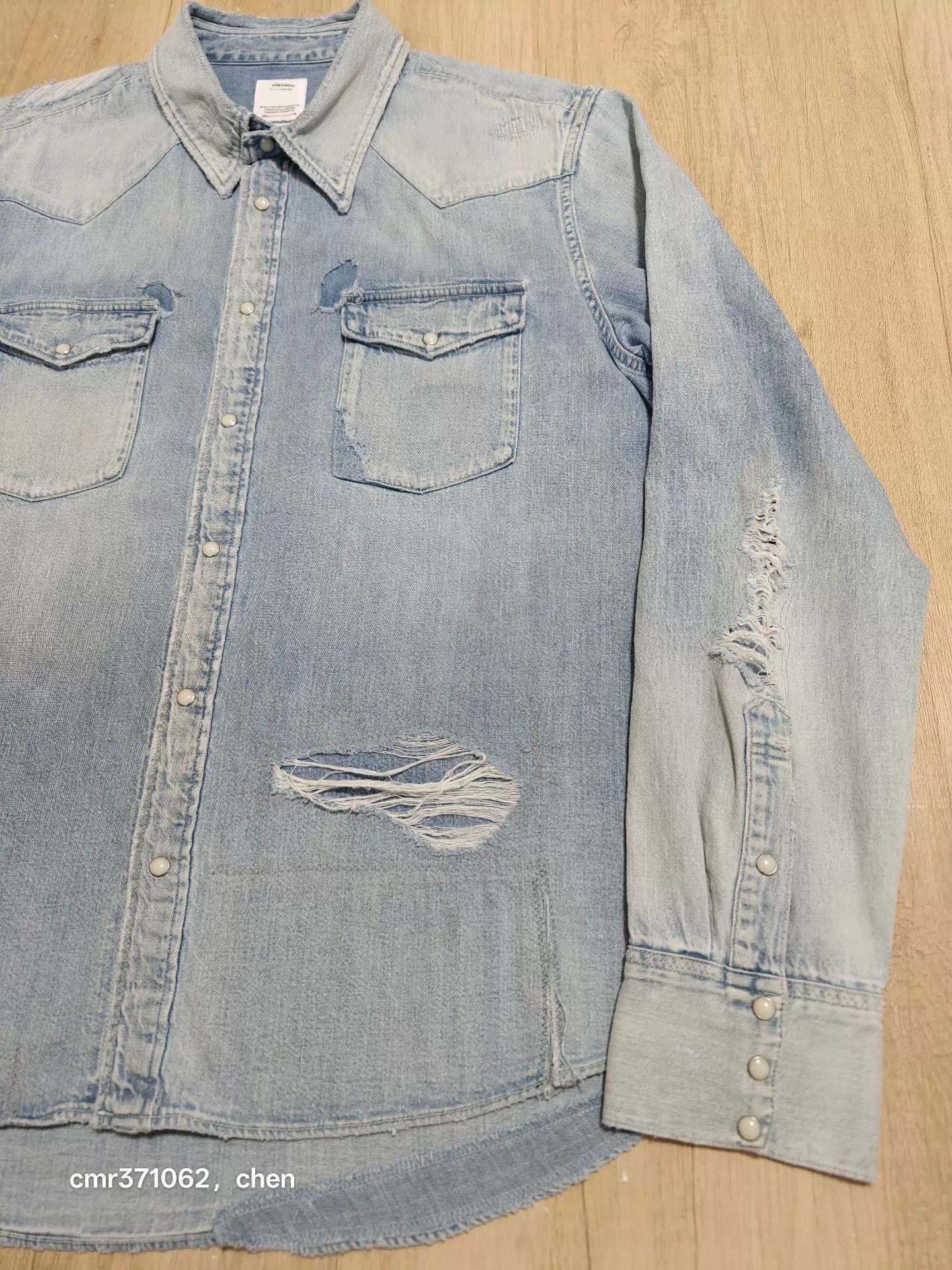 Visvim Distressed Blue Denim Button-Up Shirt Size M Size US M / EU 48-50 / 2 - 3 Thumbnail