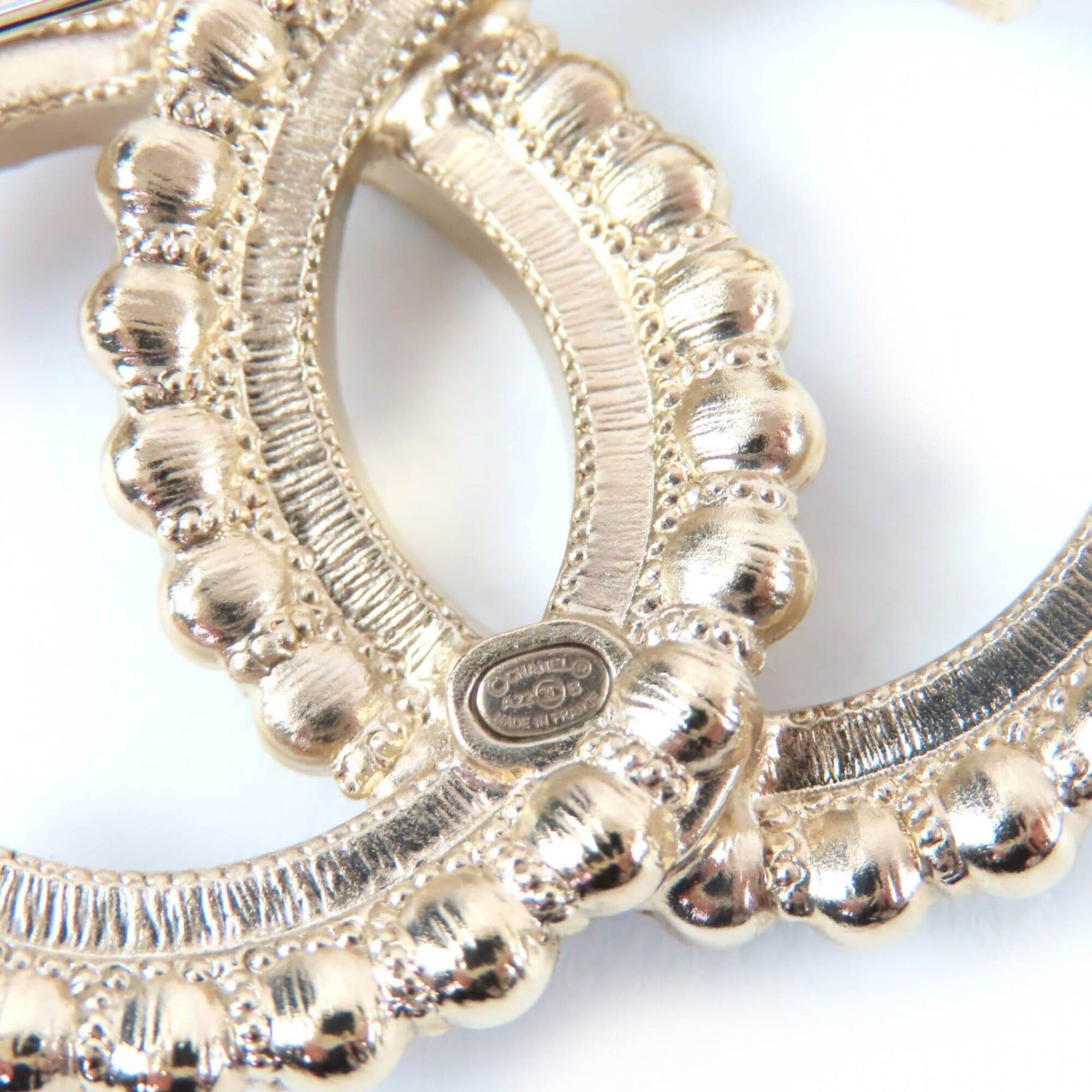 Chanel CHANEL A22B Coco Mark Brooch, 2022 Model, Large, Gold Tone, Black Stone, Clear Black, Comes with Box and Dust Bag, Made in Italy, Women's. Size ONE SIZE - 5 Thumbnail