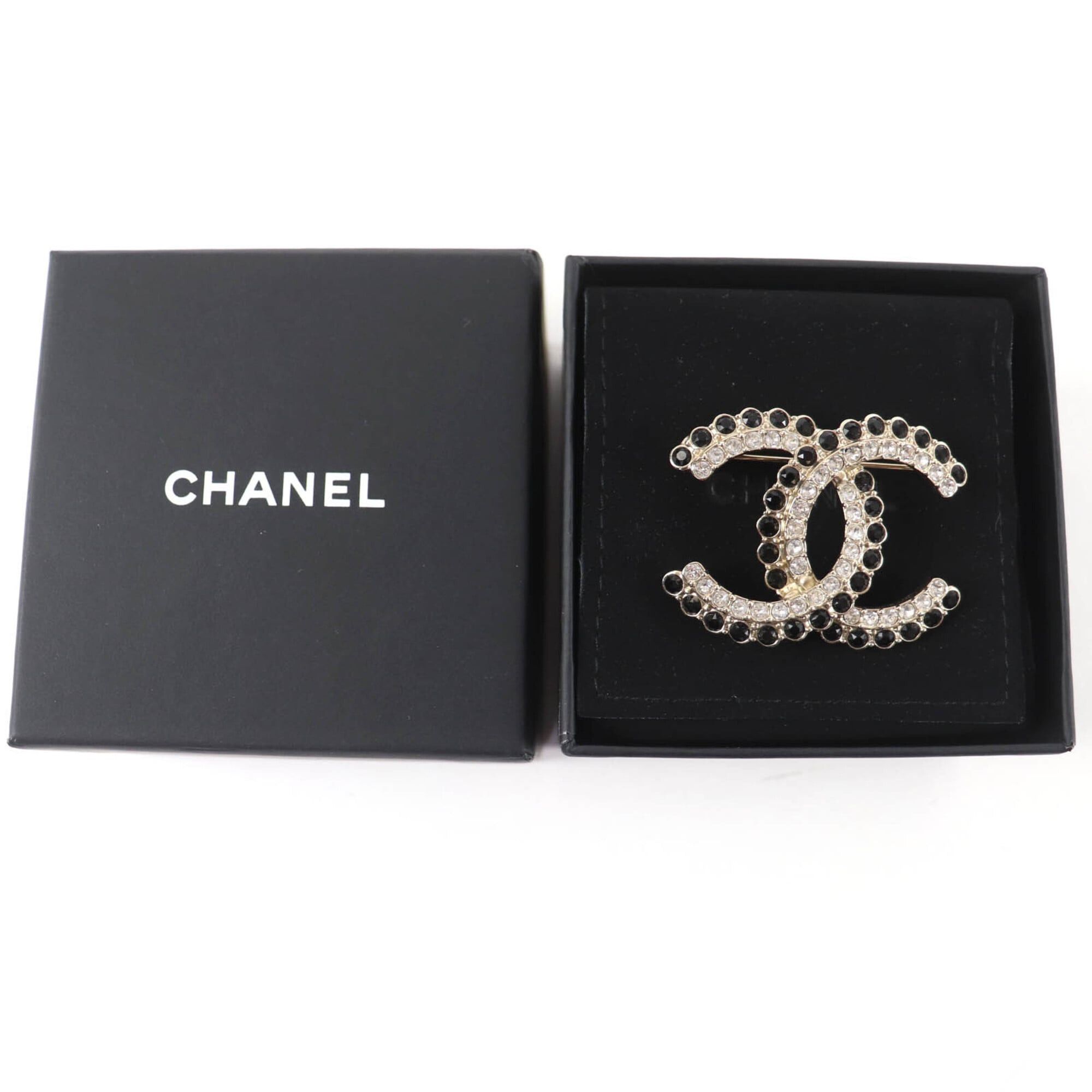 Chanel CHANEL A22B Coco Mark Brooch, 2022 Model, Large, Gold Tone, Black Stone, Clear Black, Comes with Box and Dust Bag, Made in Italy, Women's. Size ONE SIZE - 2 Thumbnail