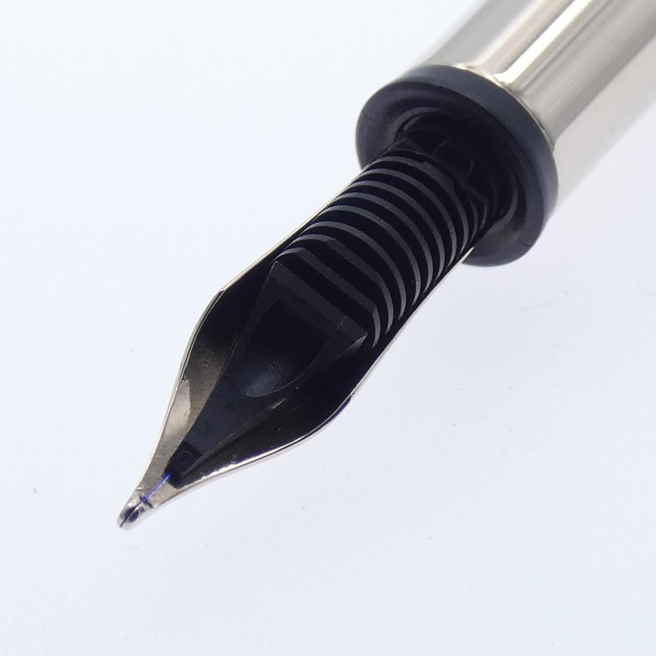 Montblanc Montblanc Montblanc Muses Marilyn Monroe Limited Fountain Pen Metal Pen 116065 DUTY FREE for USA Size ONE SIZE - 4 Thumbnail