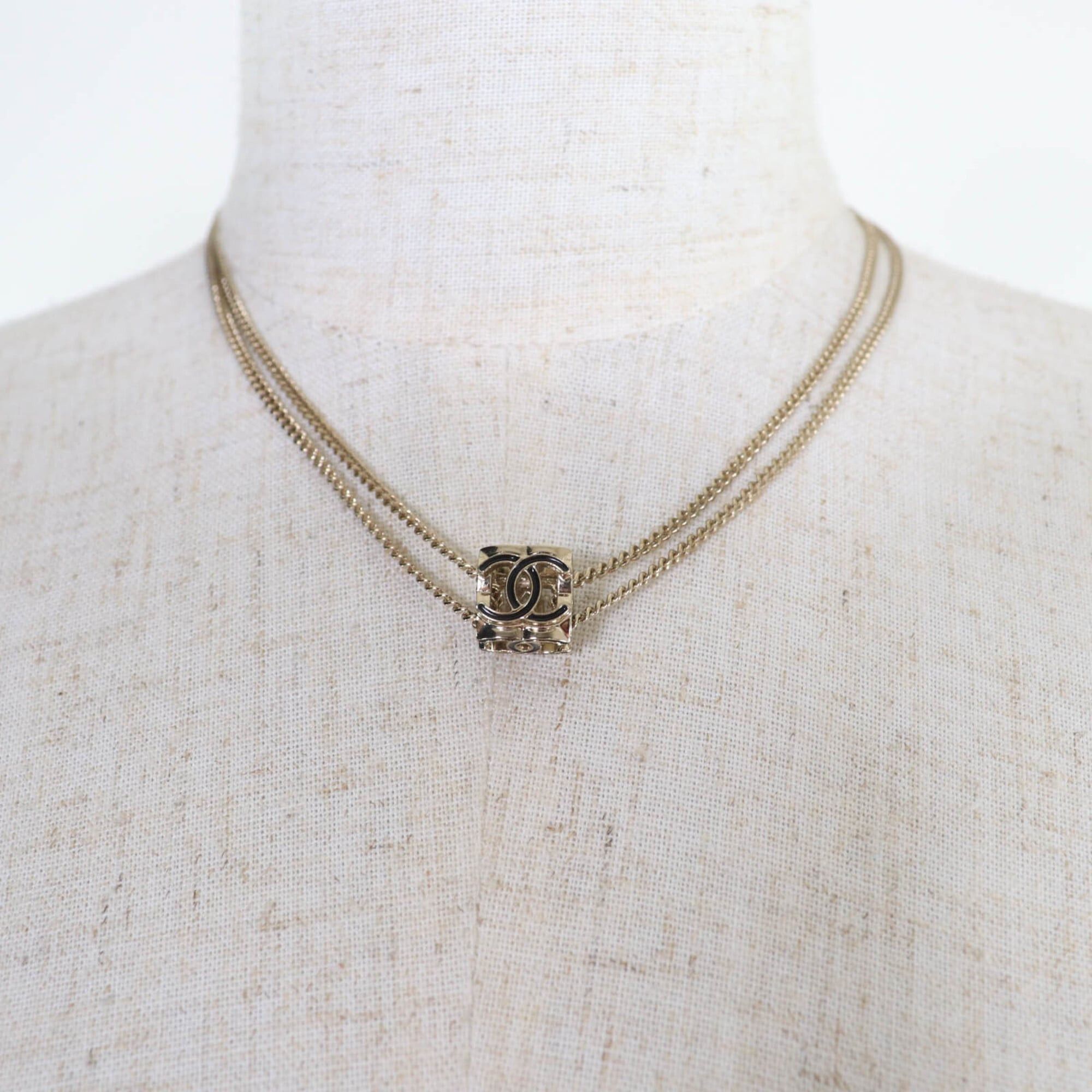 Chanel CHANEL A22K Coco Mark Cube Necklace Pendant, Gold, Made in Italy, Weight: 15g, Women's Size ONE SIZE - 3 Thumbnail