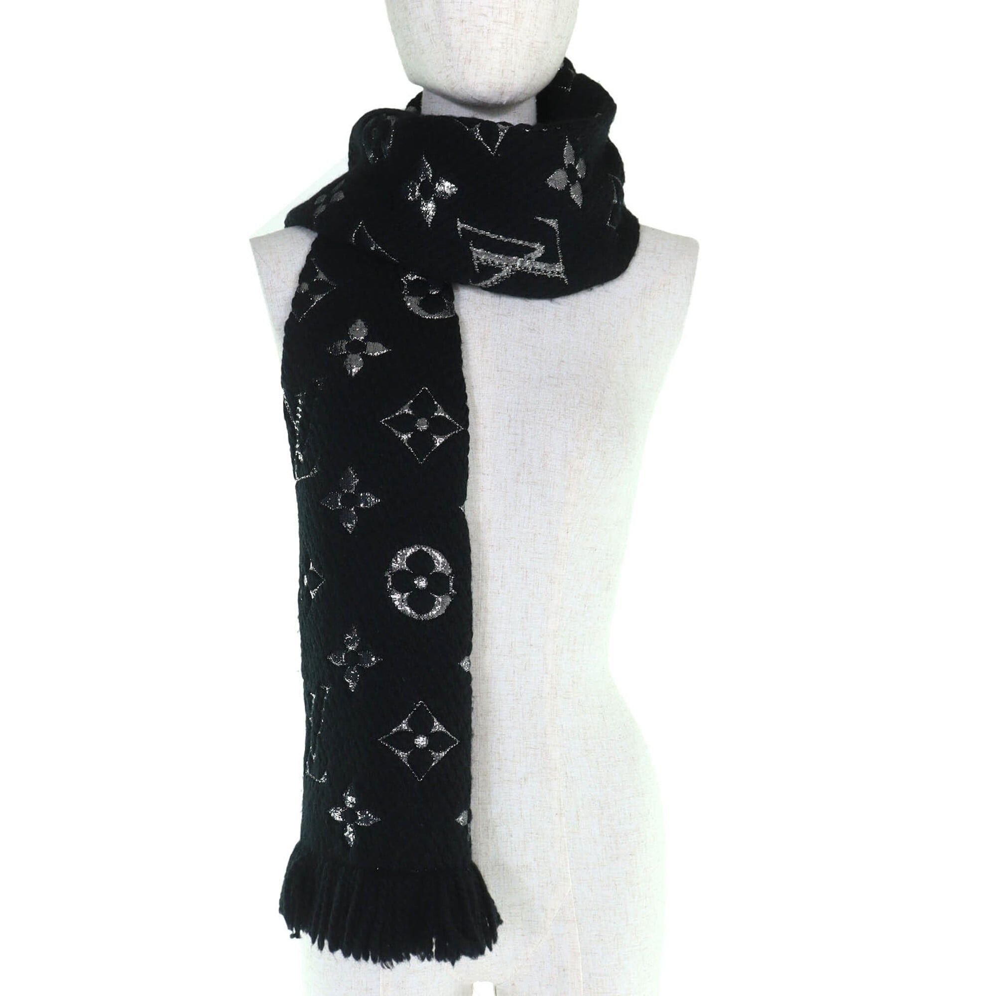 Louis Vuitton Louis Vuitton 2018 M75833 Echarpe Logomania Shine Wool Silk Monogram Fringe Scarf Noir Silver with Box Made in Italy Authentic Women's Size ONE SIZE - 4 Thumbnail