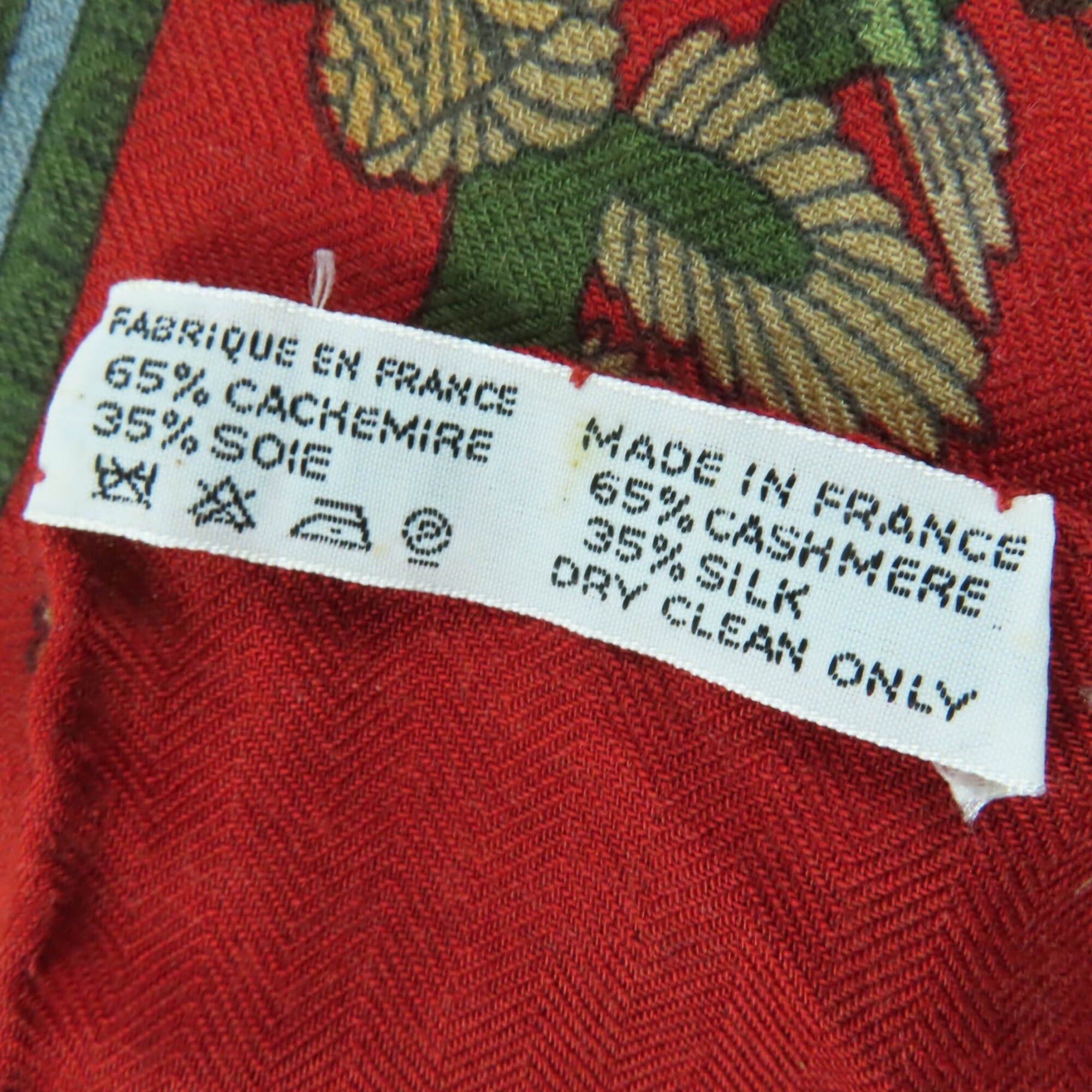Hermes HERMES Carre Geant 140 "ASTRES et SOLEILS" (Celestial Bodies and Suns) Cashmere Silk Large Shawl Scarf/Muffler, Red, Made in France, Women's Size ONE SIZE - 7 Thumbnail