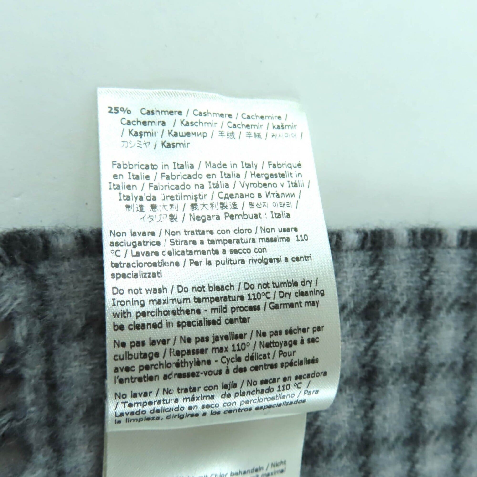 Fendi FENDI FXT334 Wool Cashmere Blend Logo Design Check Pattern Fringe Scarf Charcoal Gray TU Comes with Dust Bag Made in Italy Authentic Women's Size ONE SIZE - 8 Thumbnail
