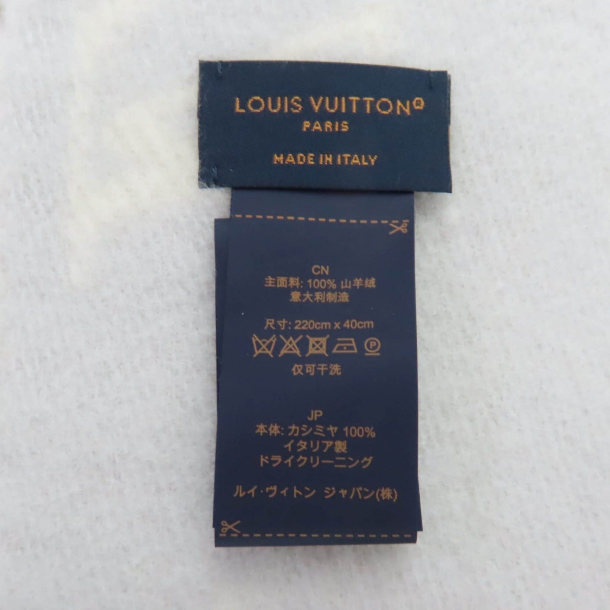 Louis Vuitton LOUIS VUITTON (Louis Vuitton) 2025 Model M97659 Reykjavik Cloud Scarf, 100% Cashmere, Gris Clair, Current Model, Authentic, with Box, Made in Italy, Women's. Size ONE SIZE - 6 Thumbnail