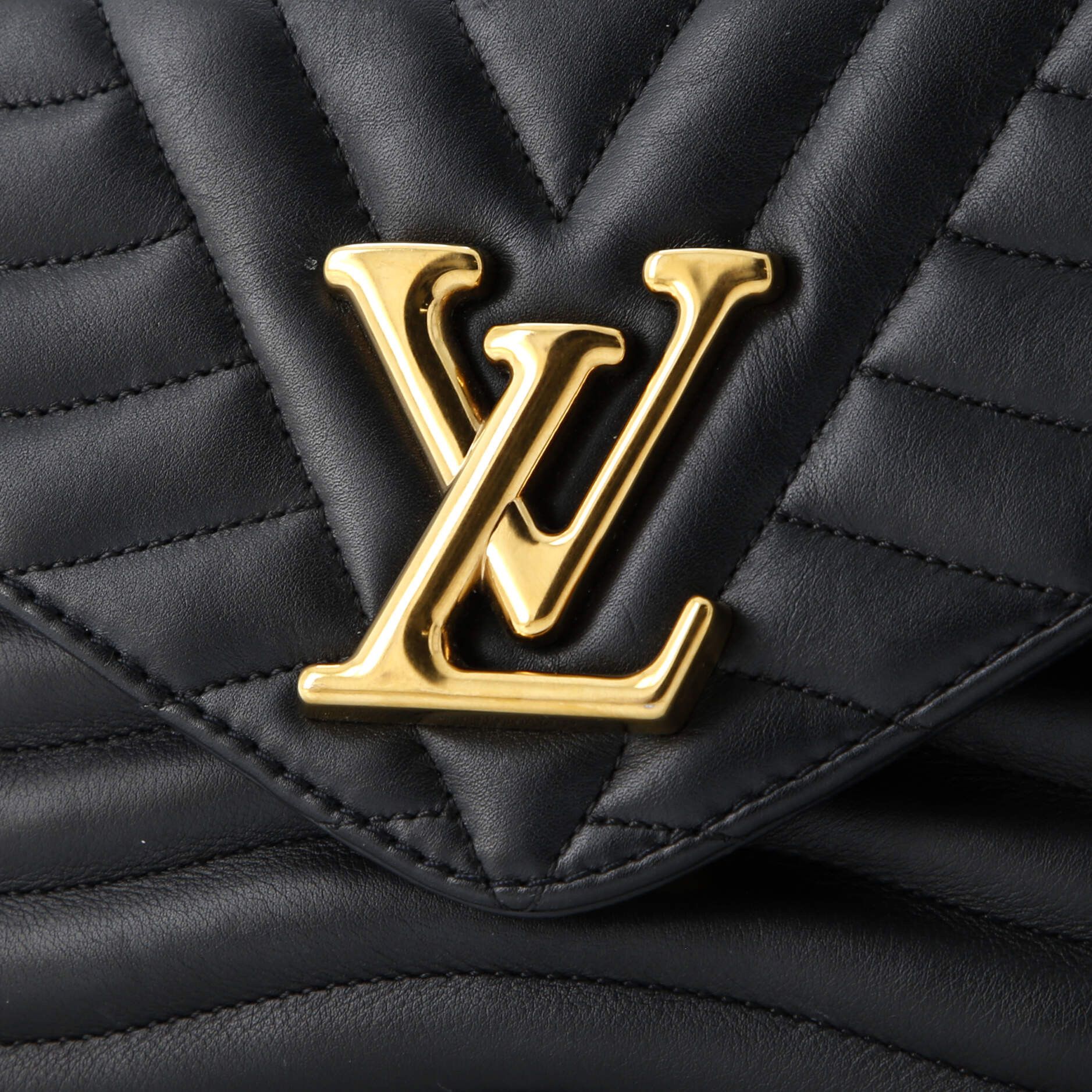 Louis Vuitton New Wave Chain Bag Size ONE SIZE - 6 Thumbnail