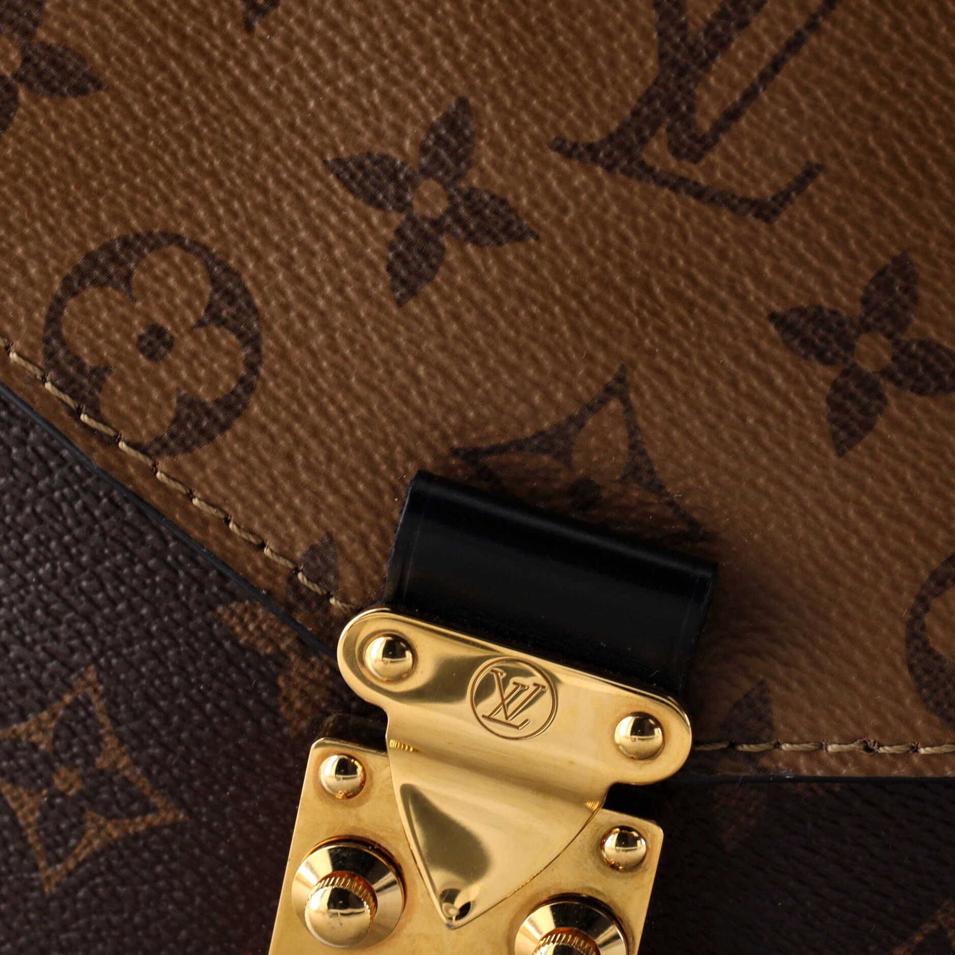 Louis Vuitton Pochette Metis Size ONE SIZE - 6 Thumbnail