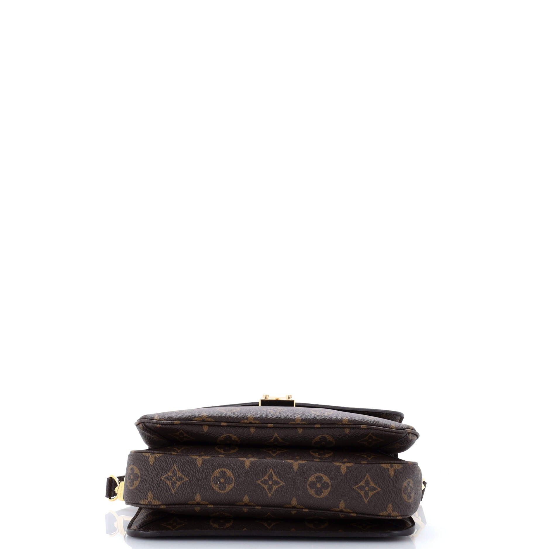 Louis Vuitton Pochette Metis Size ONE SIZE - 4 Thumbnail