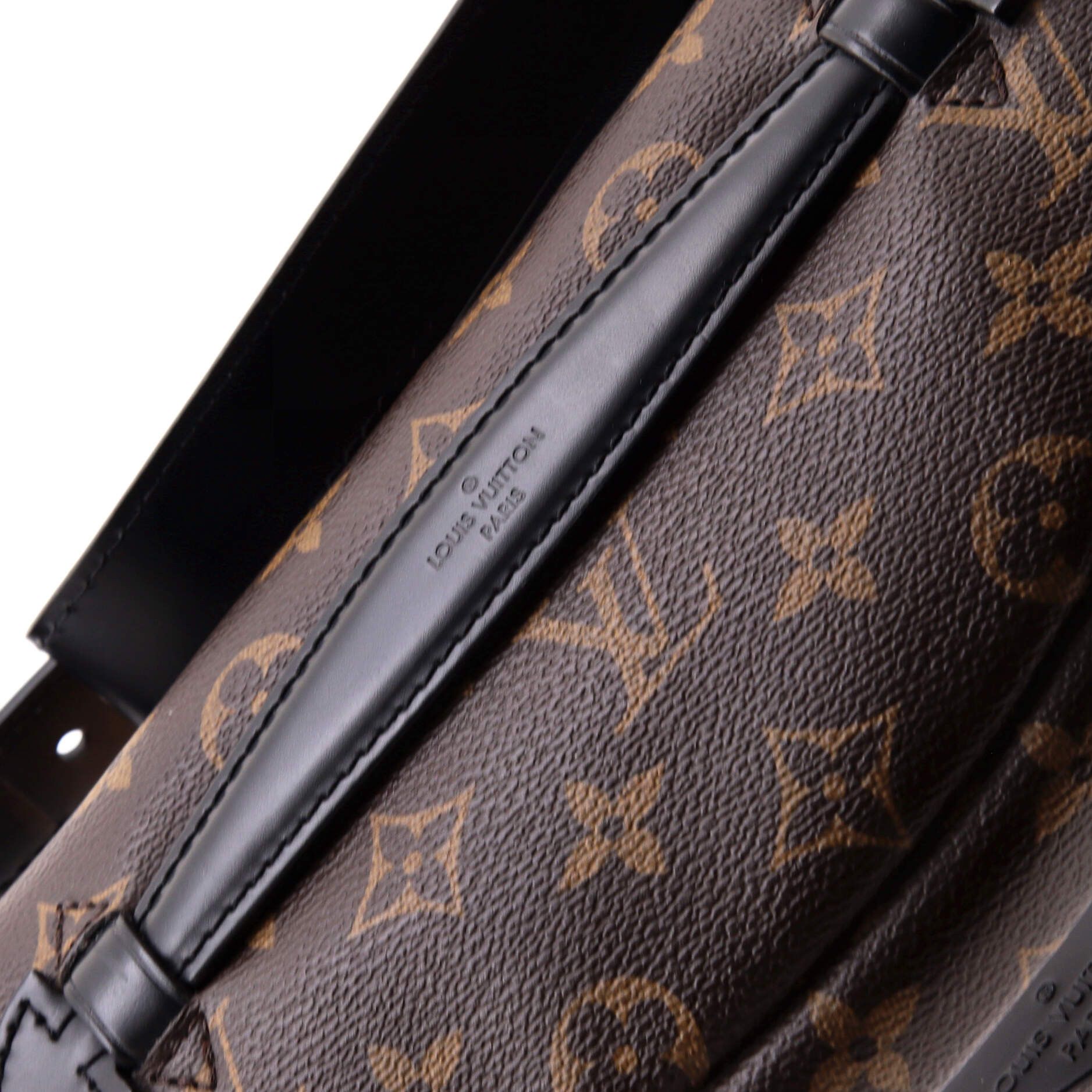 Louis Vuitton Bum Bag Size ONE SIZE - 6 Thumbnail