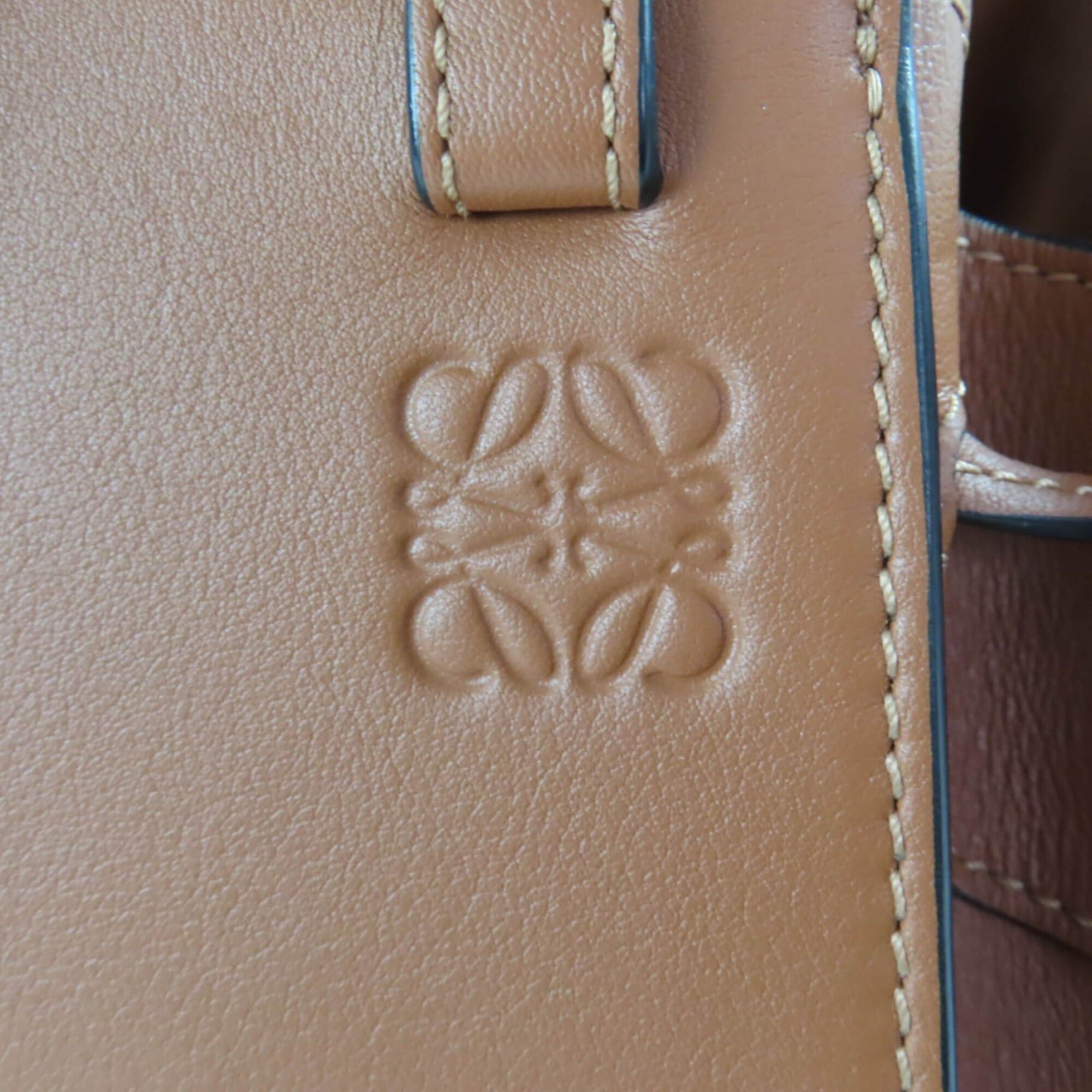 Loewe LOEWE 314.30.V07 Hammock Drawstring Mini Tan 2-Way Leather Shoulder Bag, Made in Spain, Women's Size ONE SIZE - 9 Thumbnail