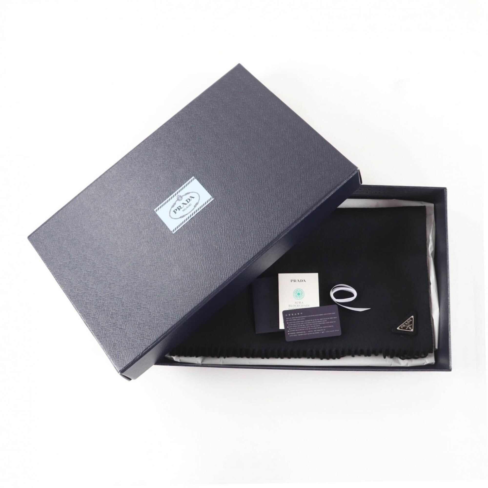 Prada PRADA (Prada) 2023 model 1FS047 Silk Cashmere Blend Fringe Scarf with Triangle Logo Plate, Black, 1700 x 350mm, Box, Made in Italy, Authentic, Men's/Women's. Size ONE SIZE - 2 Thumbnail
