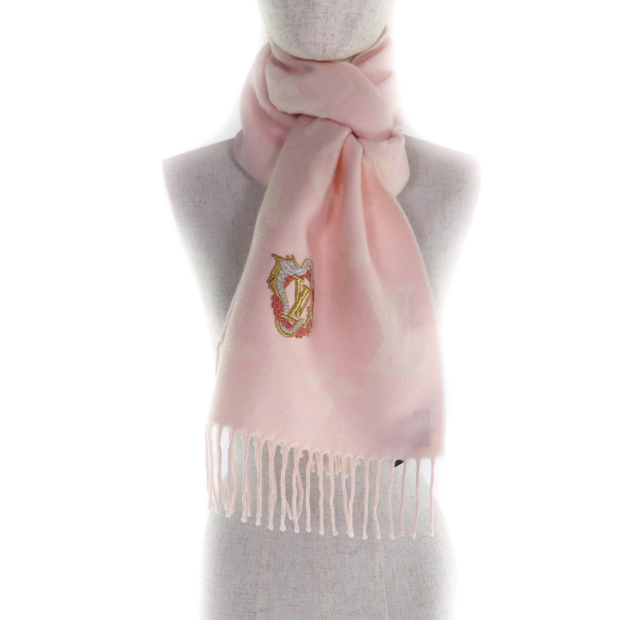 Louis Vuitton LOUIS VUITTON (Louis Vuitton) 2023 model M79522 100% Wool LV Essential Precious Dragon Fringe Scarf Pink Off-White 170cm x 34cm Comes with Box Made in Italy Authentic Women's Size ONE SIZE - 4 Thumbnail